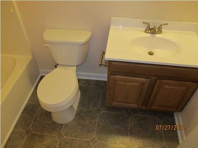 KELLY HILL ESTATES - Residential Lease