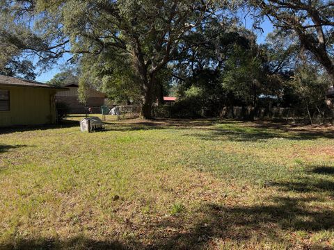 A home in Niceville