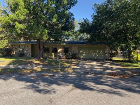 A home in Niceville