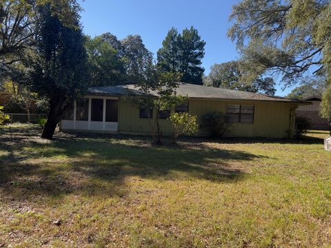 A home in Niceville