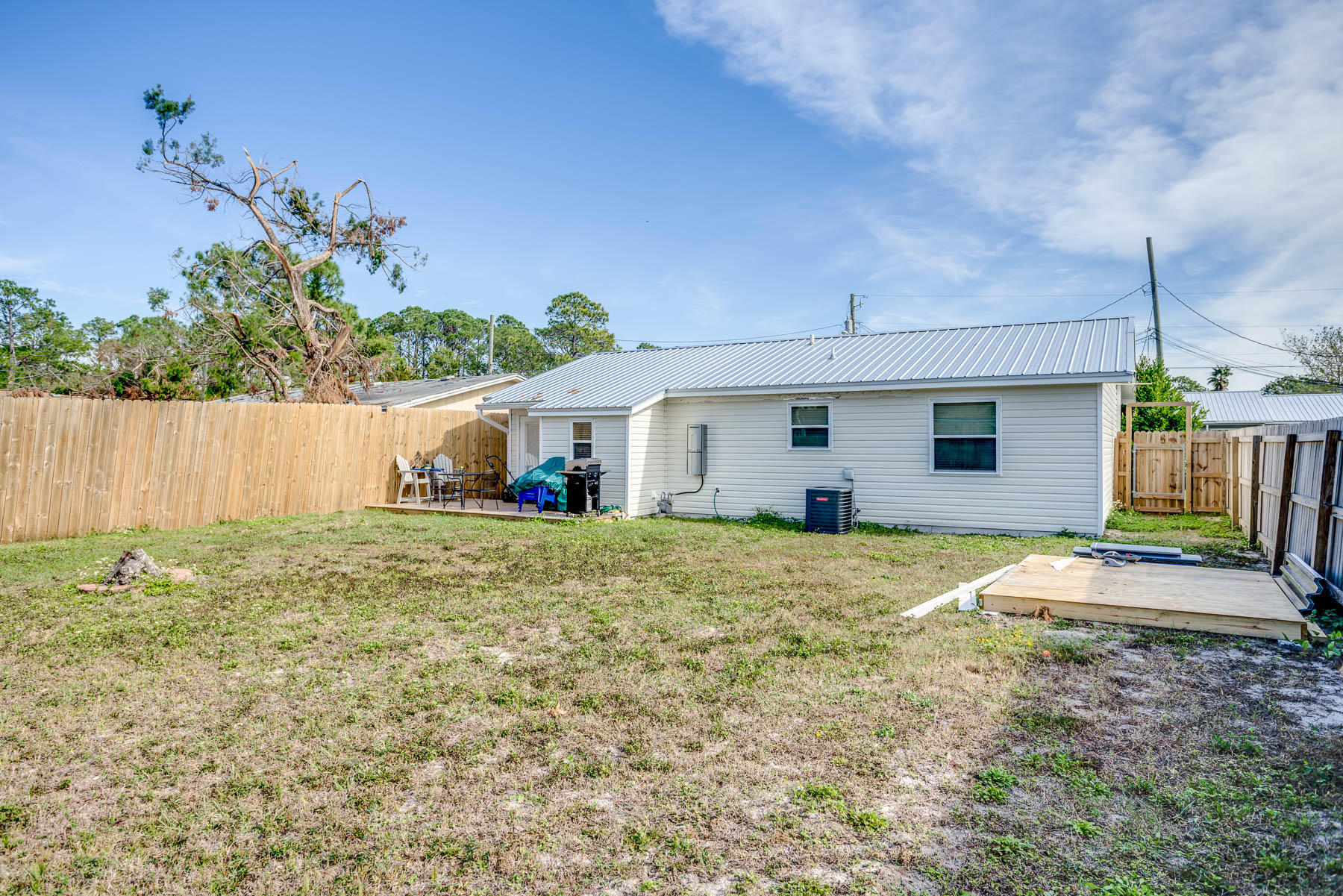 HUTCHISONS 2ND ADDN - Residential