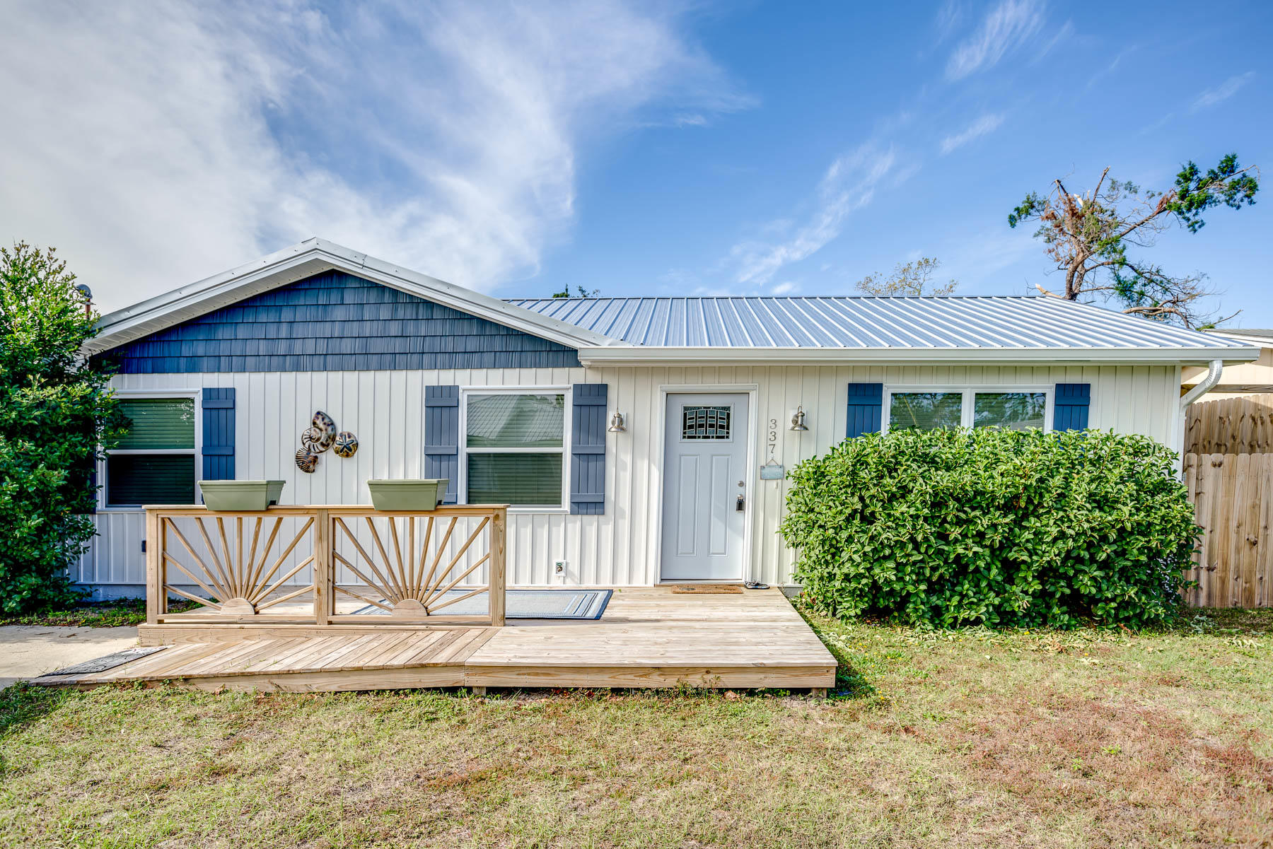 HUTCHISONS 2ND ADDN - Residential