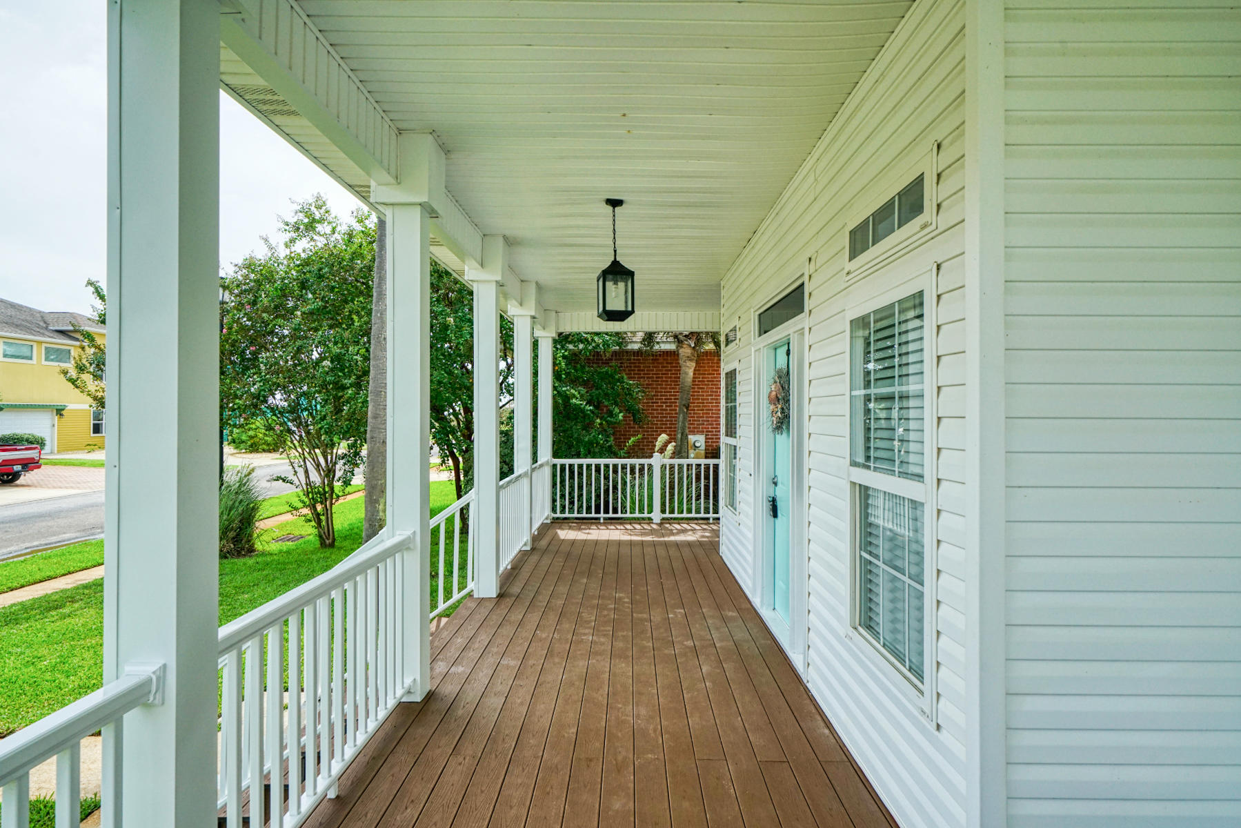 SPARKLING WATERS LOT 10 BLK B - Residential