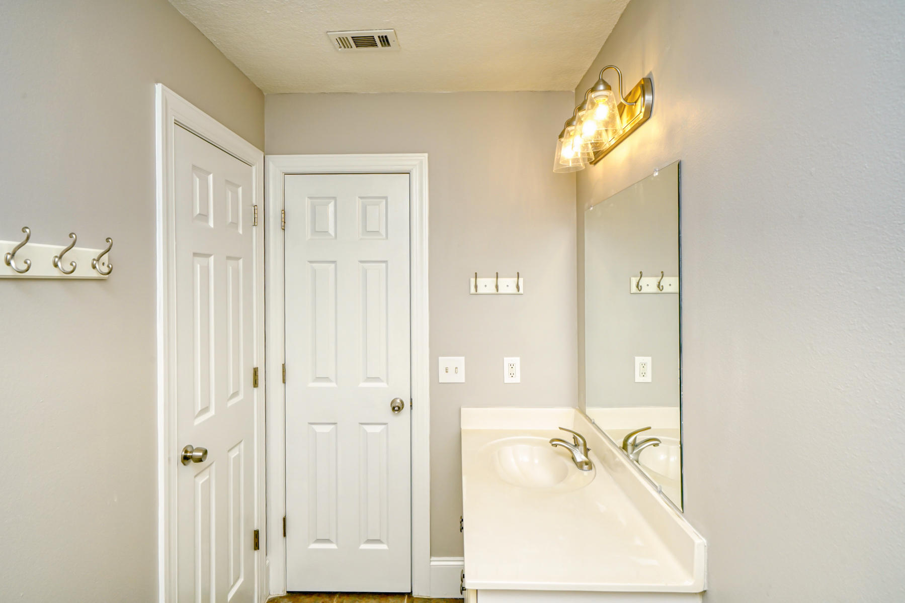 SPARKLING WATERS LOT 10 BLK B - Residential