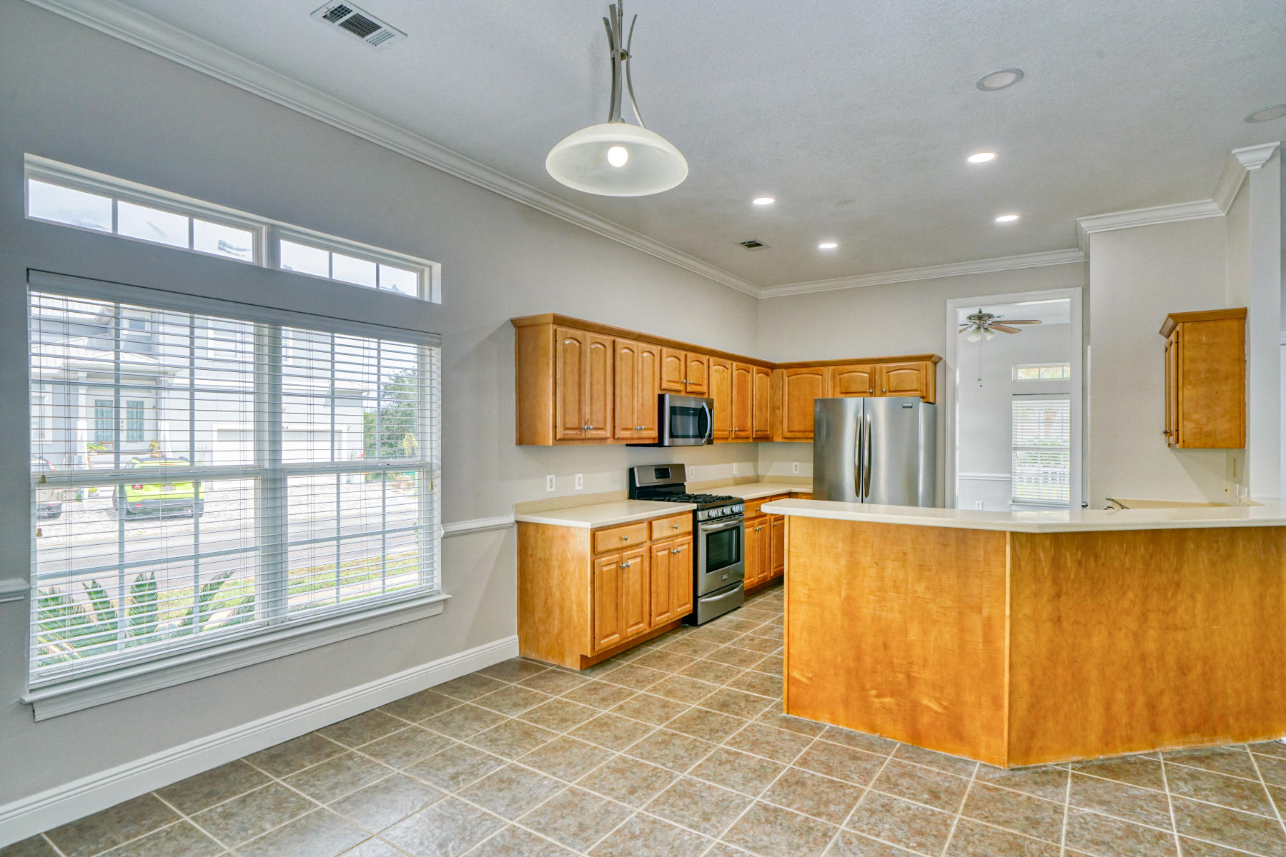 SPARKLING WATERS LOT 10 BLK B - Residential