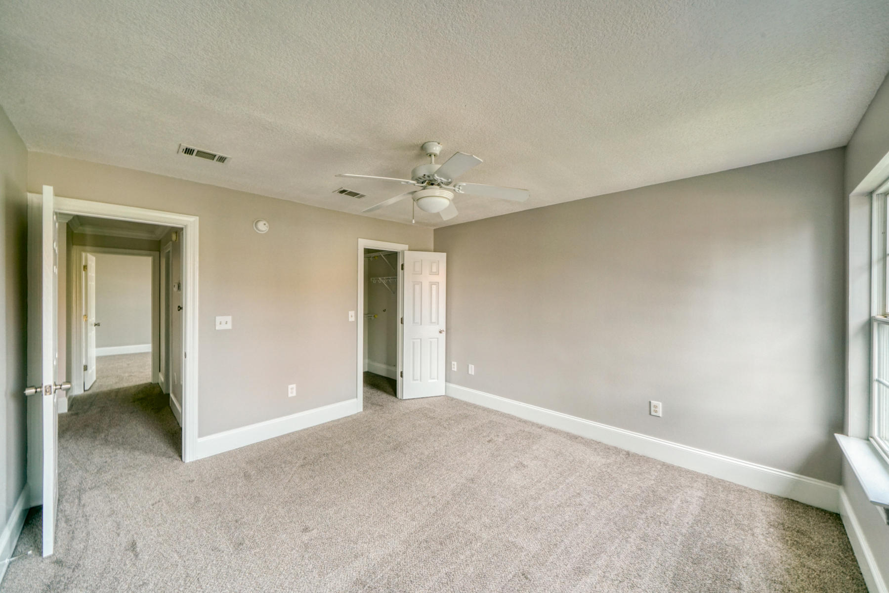 SPARKLING WATERS LOT 10 BLK B - Residential