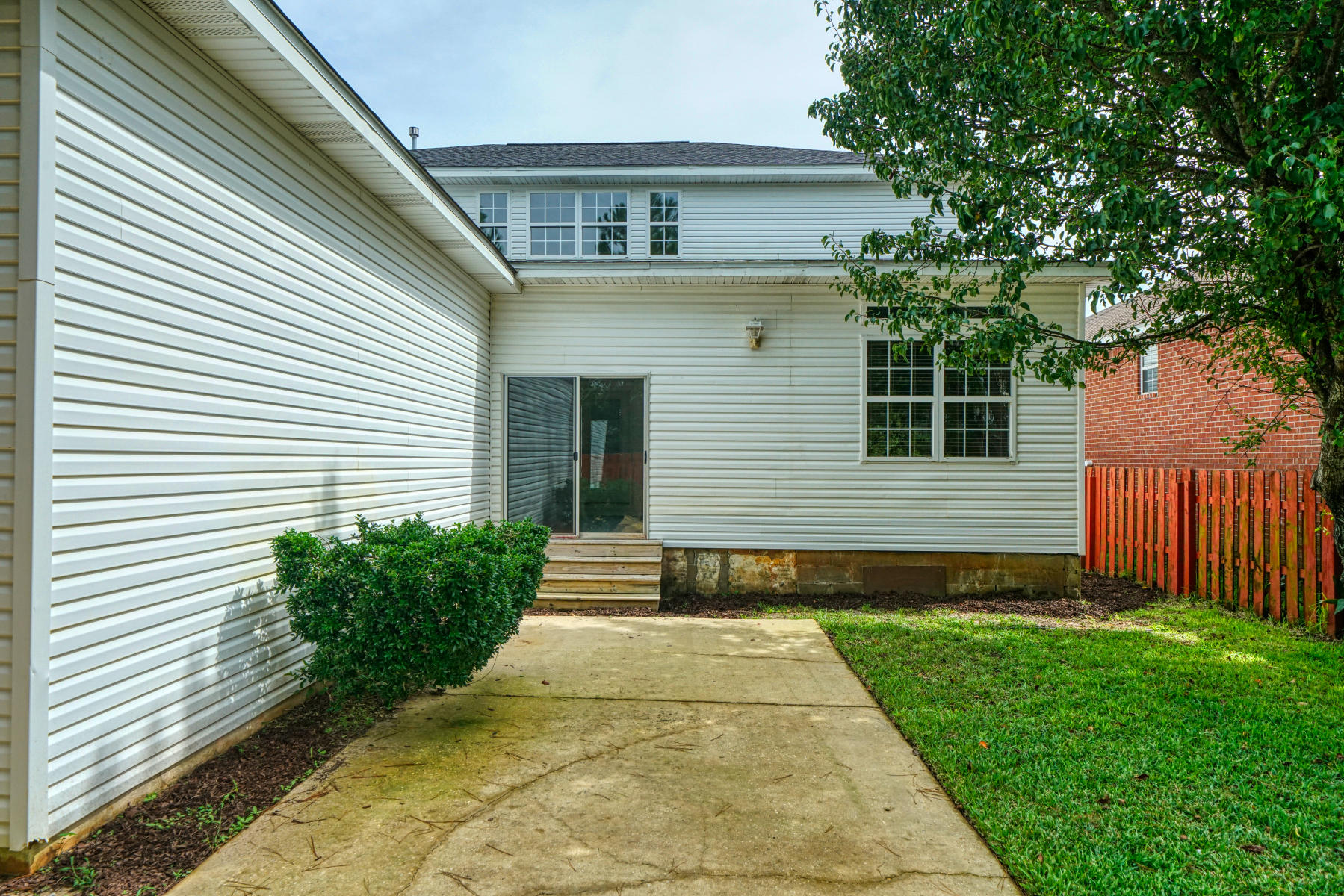 SPARKLING WATERS LOT 10 BLK B - Residential