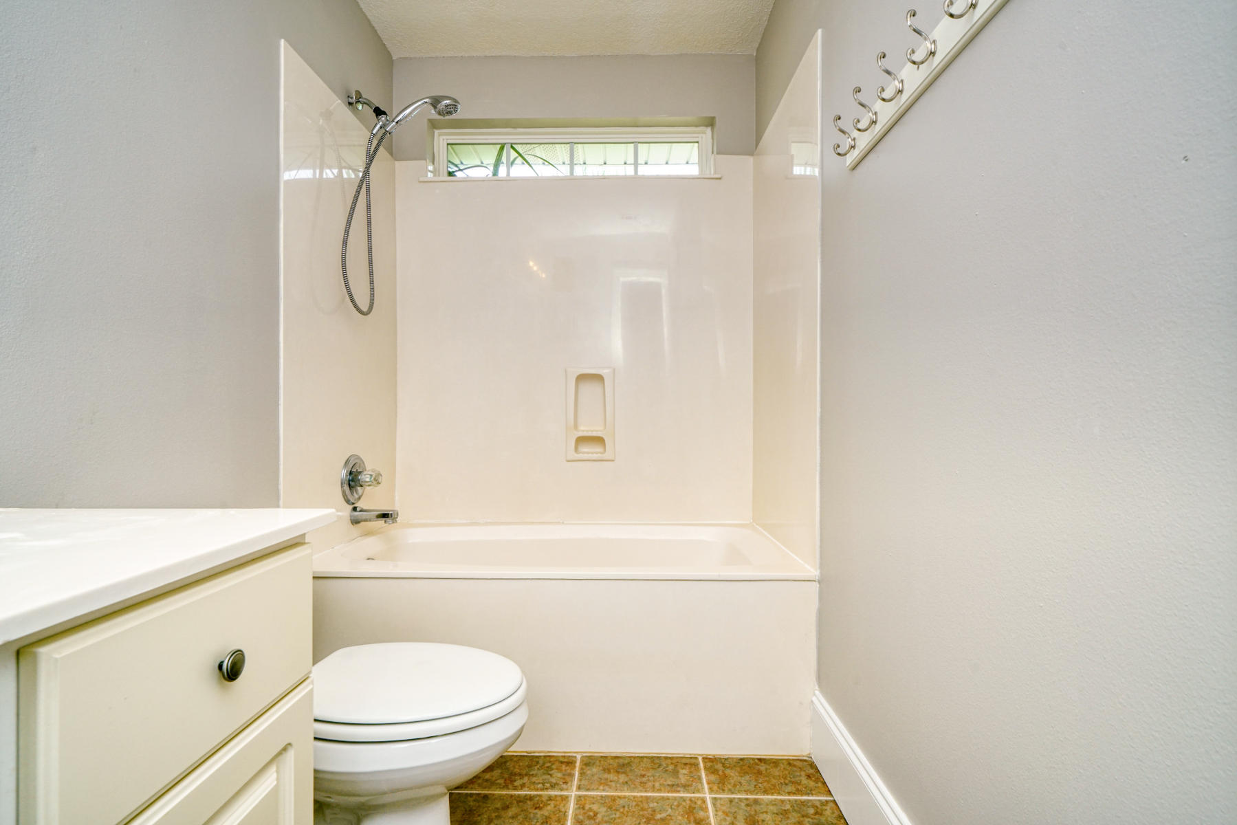 SPARKLING WATERS LOT 10 BLK B - Residential