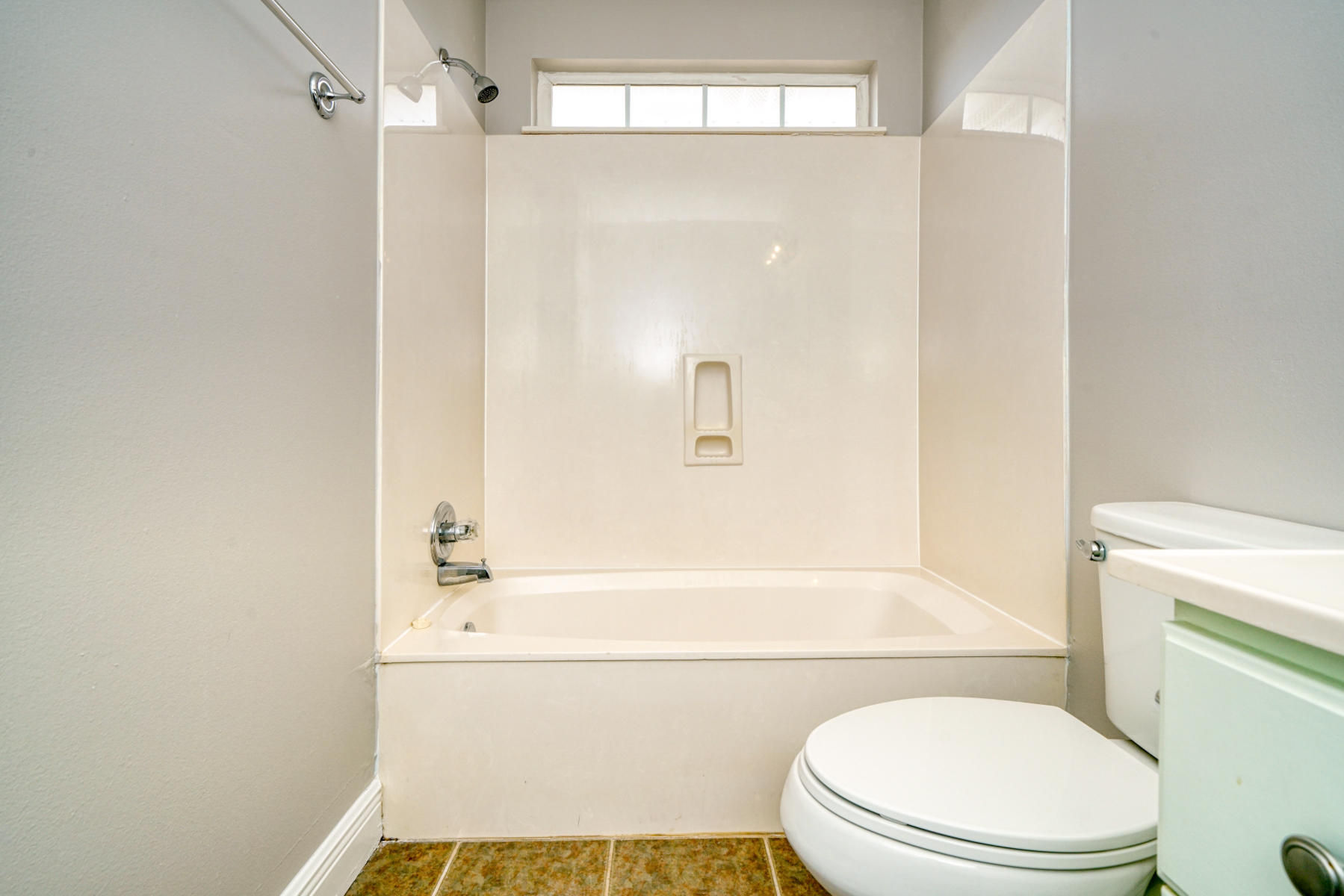 SPARKLING WATERS LOT 10 BLK B - Residential