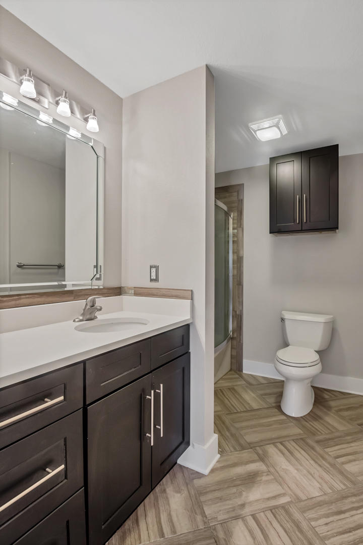 GREY MOSS POINT S/D LOT 13 BLK 3 - Residential