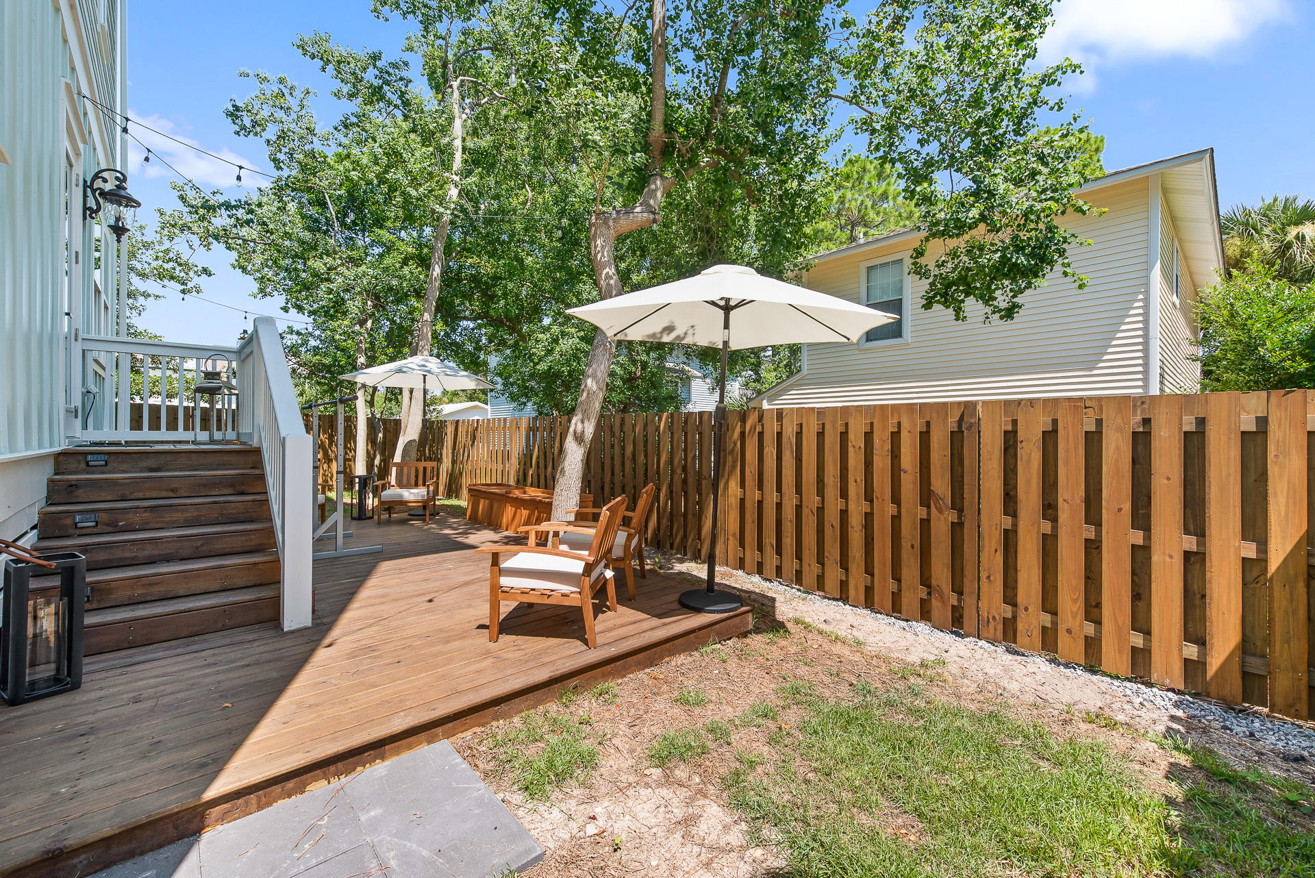 BLUE MOUNTAIN BEACH - Residential