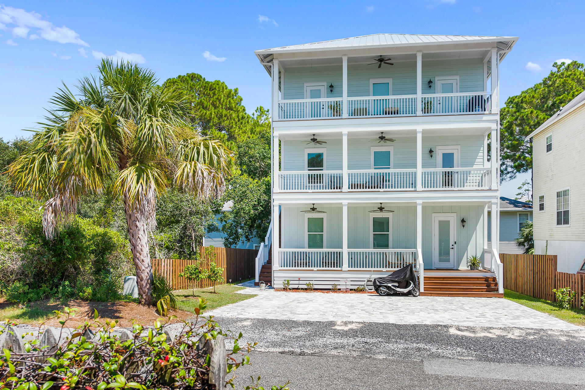 BLUE MOUNTAIN BEACH - Residential