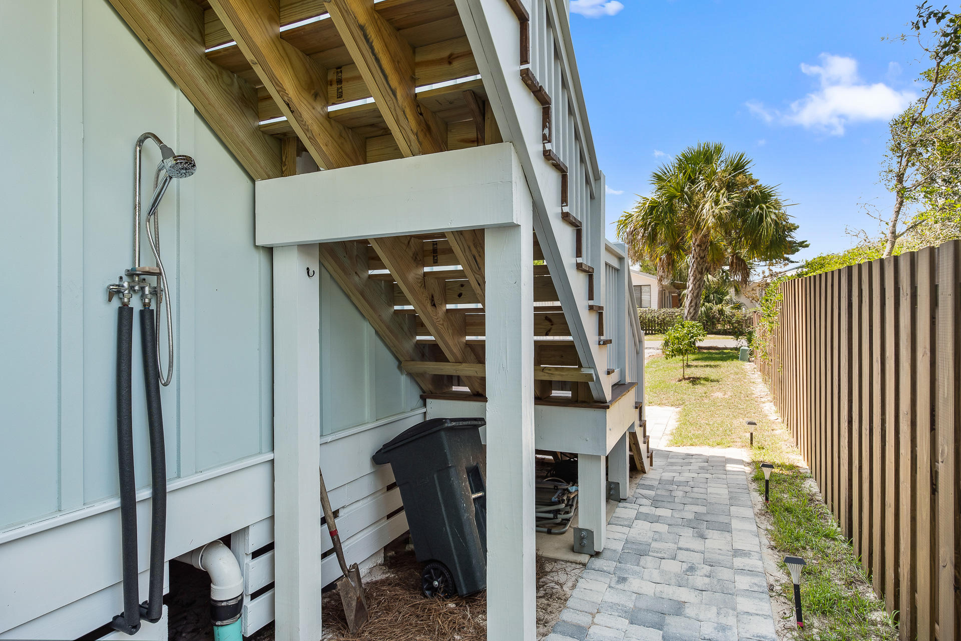 BLUE MOUNTAIN BEACH - Residential