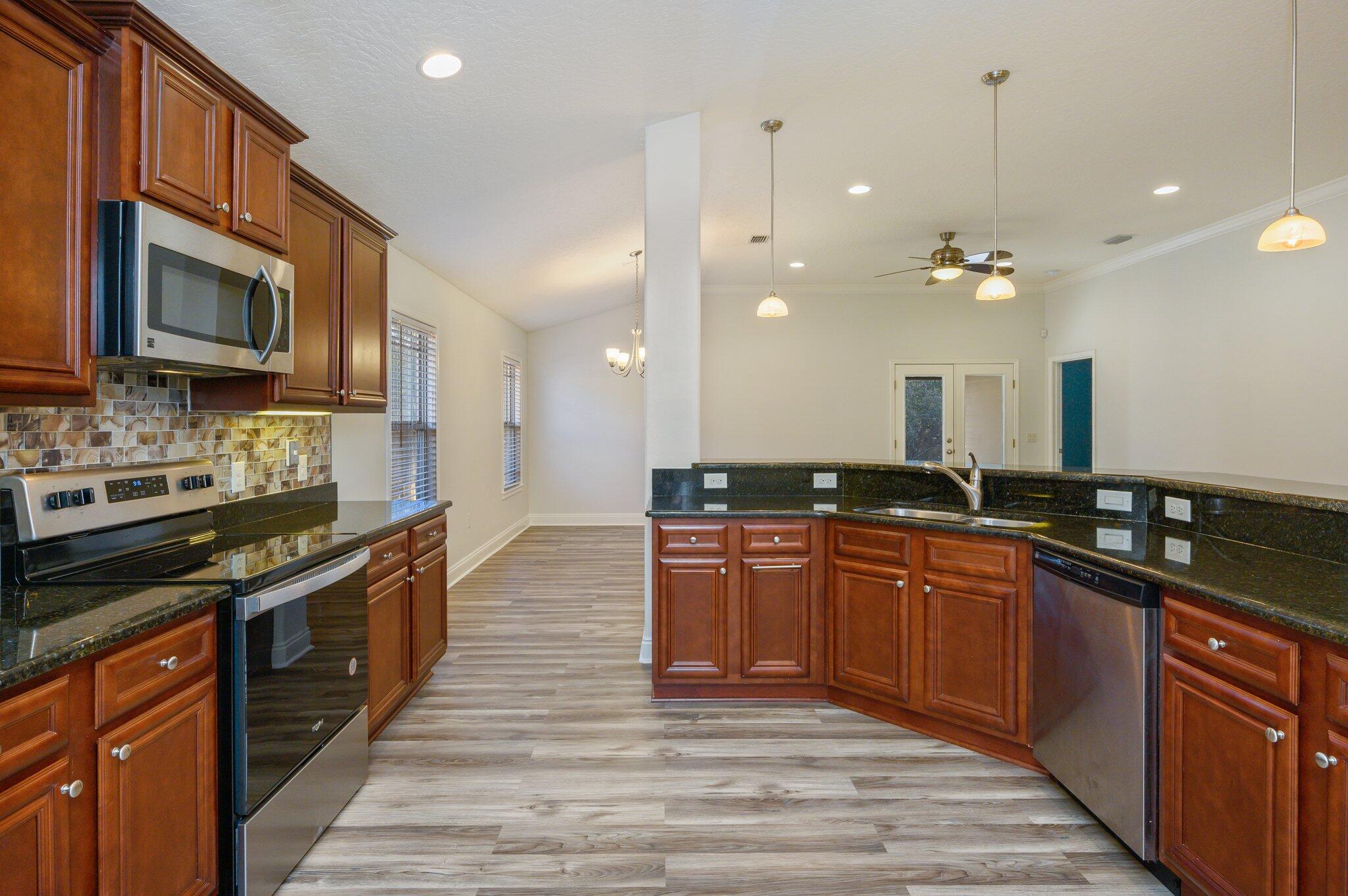 COTTAGES AT EAST RIVER - Residential