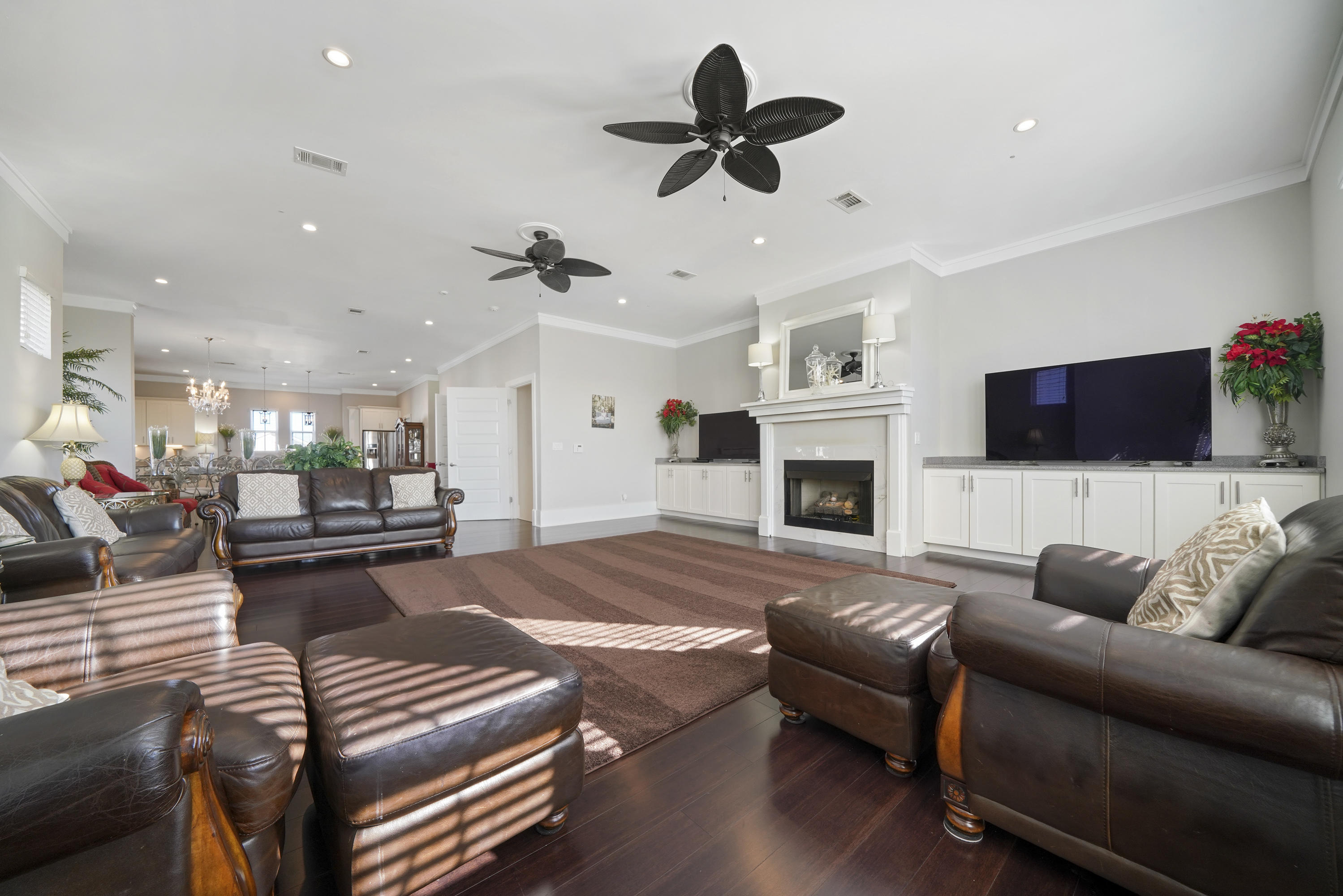 HIGHLAND PARKS - Residential