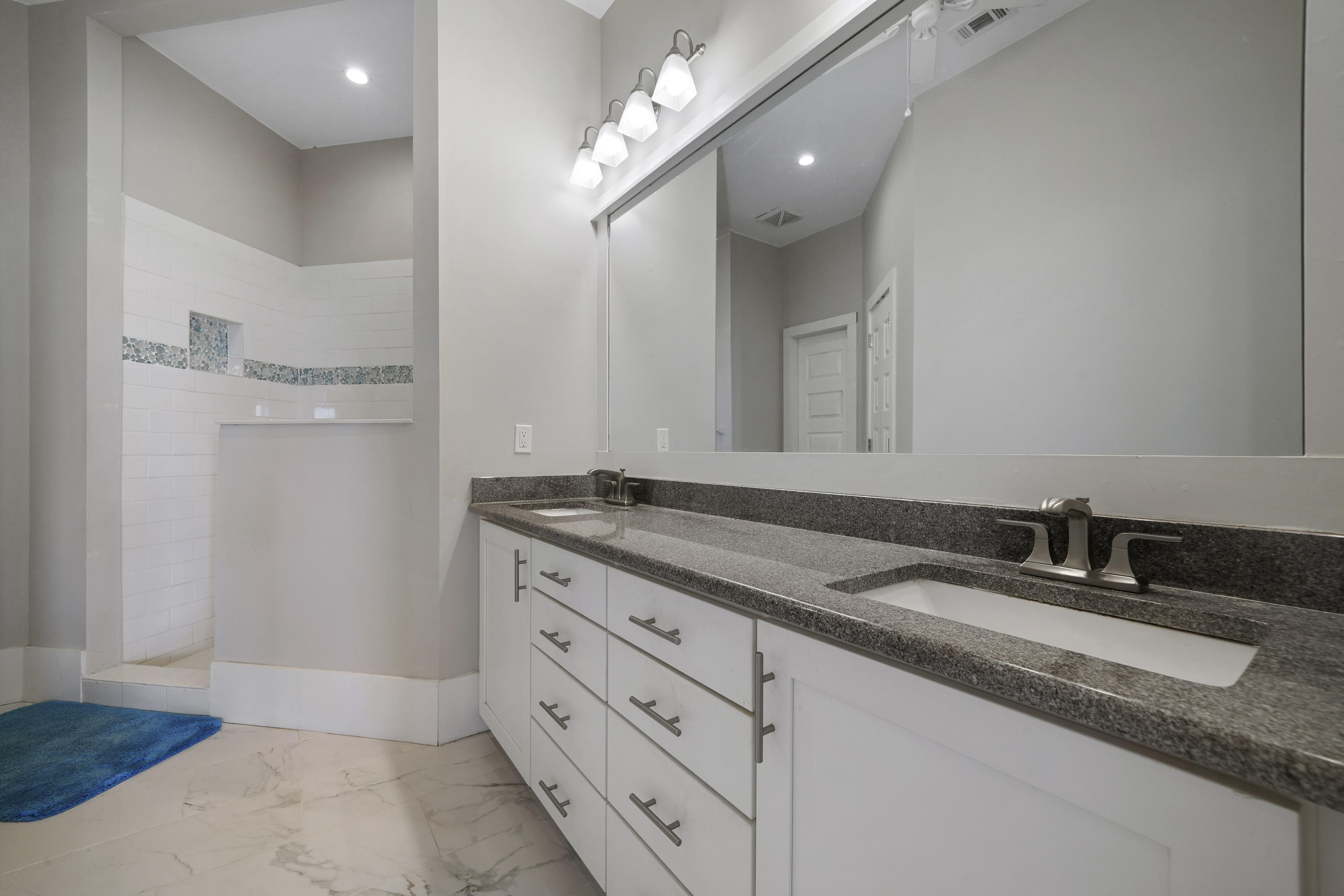 HIGHLAND PARKS - Residential