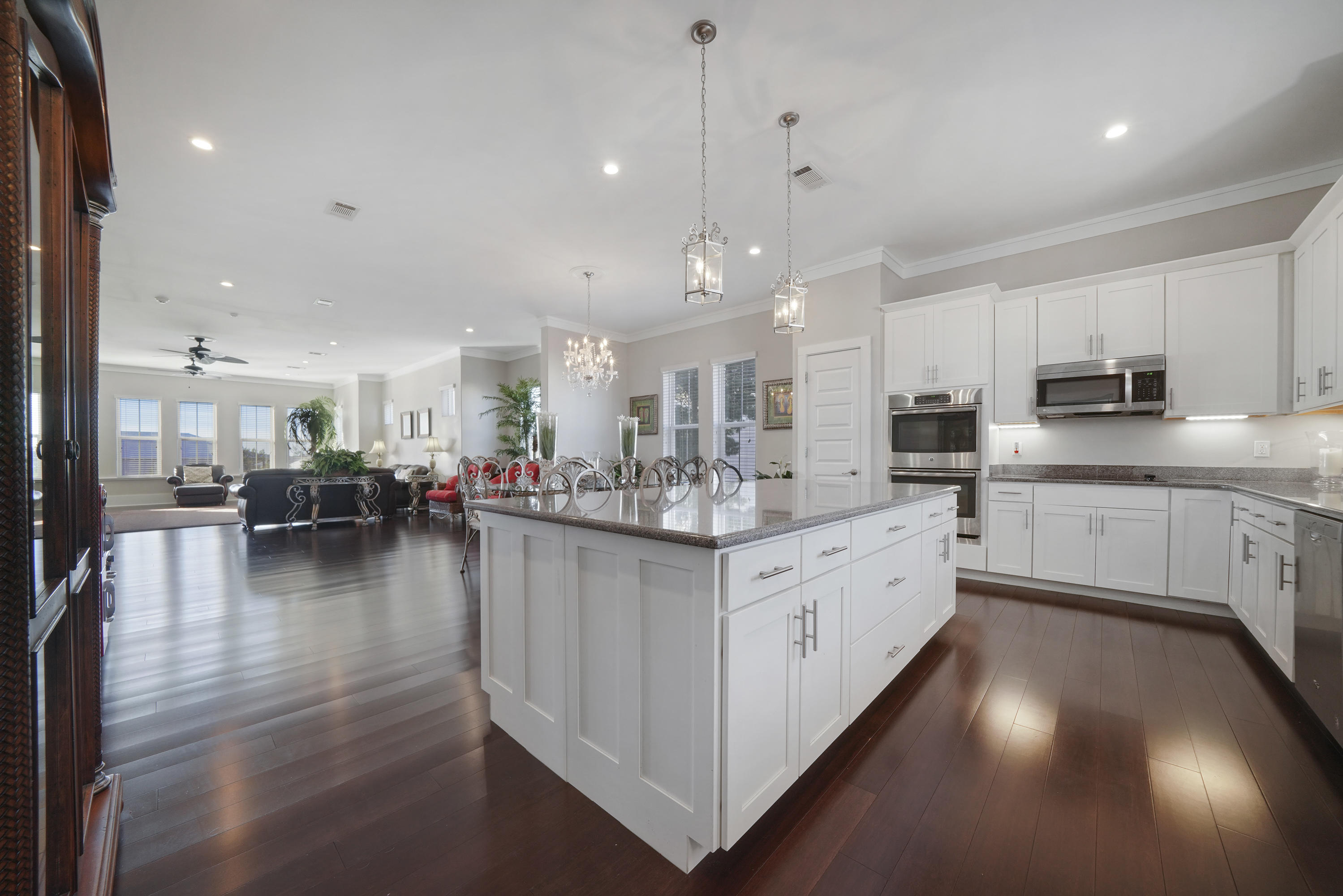 HIGHLAND PARKS - Residential