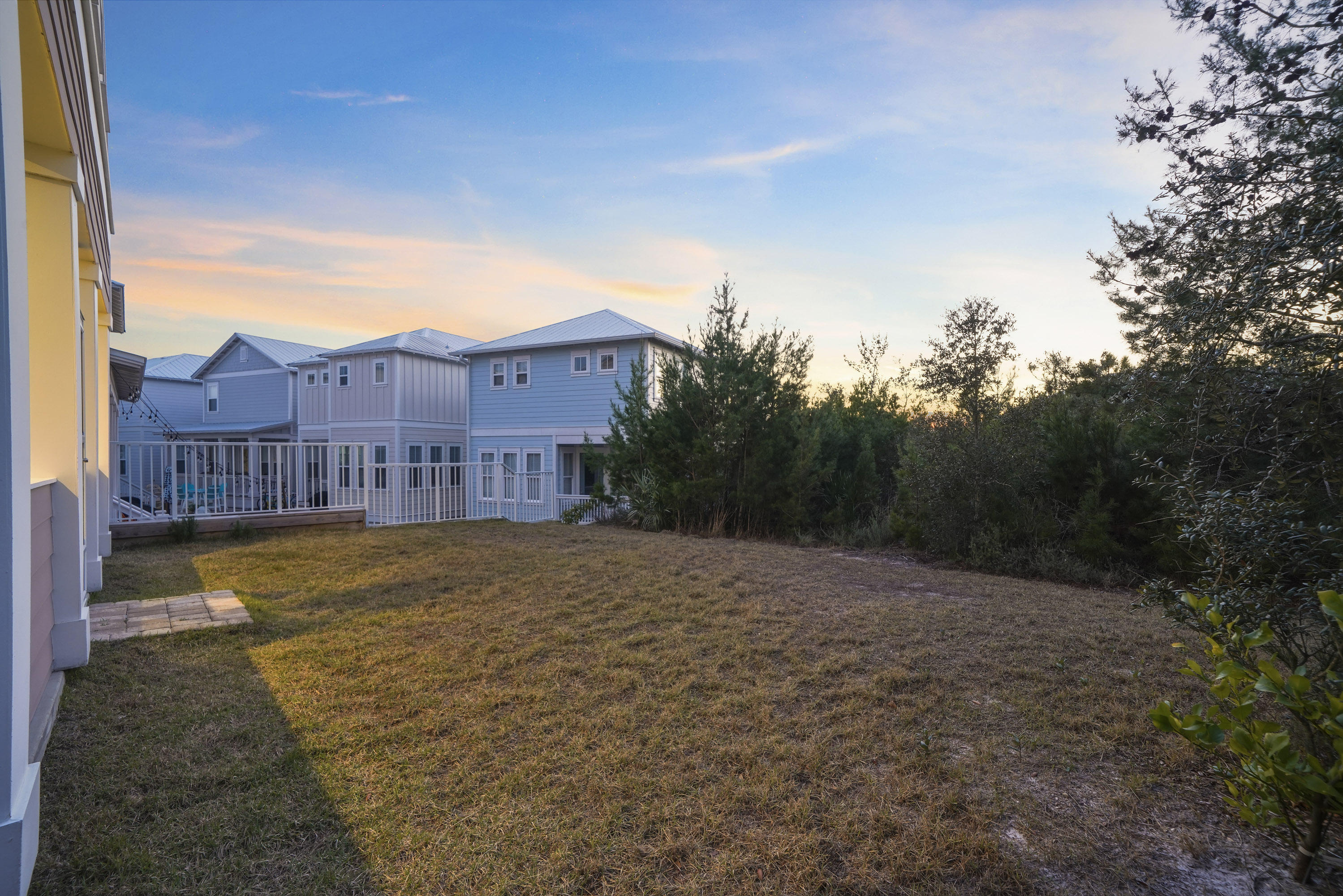 HIGHLAND PARKS - Residential