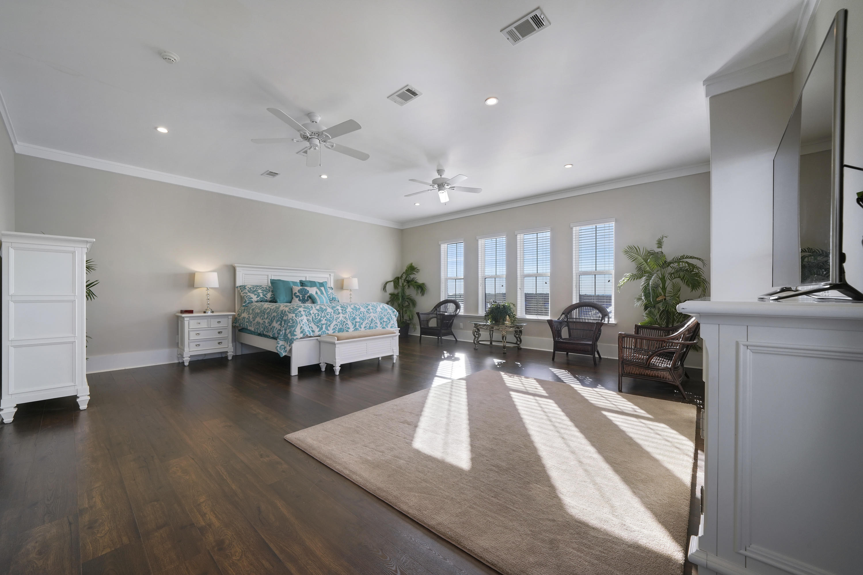 HIGHLAND PARKS - Residential