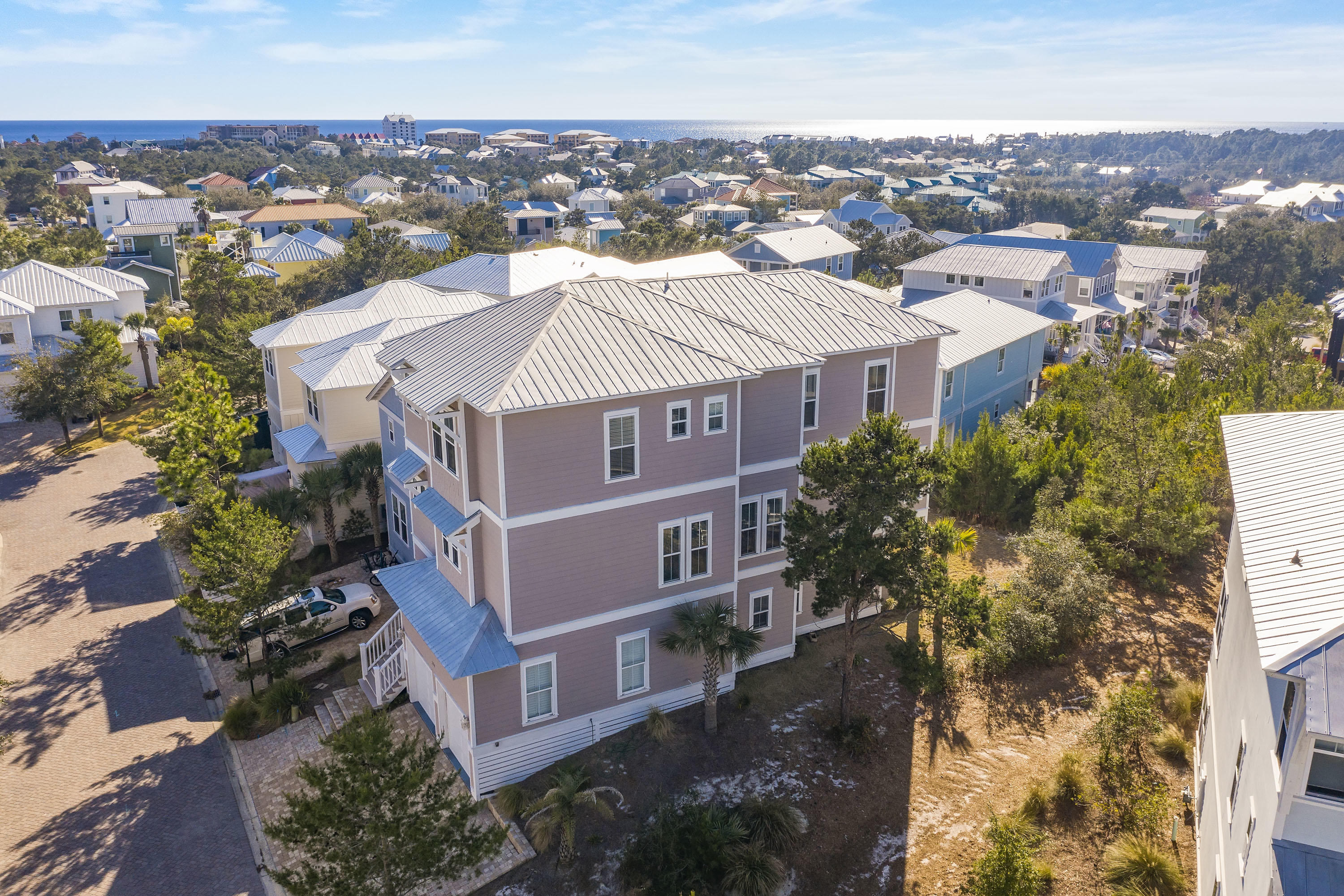 HIGHLAND PARKS - Residential