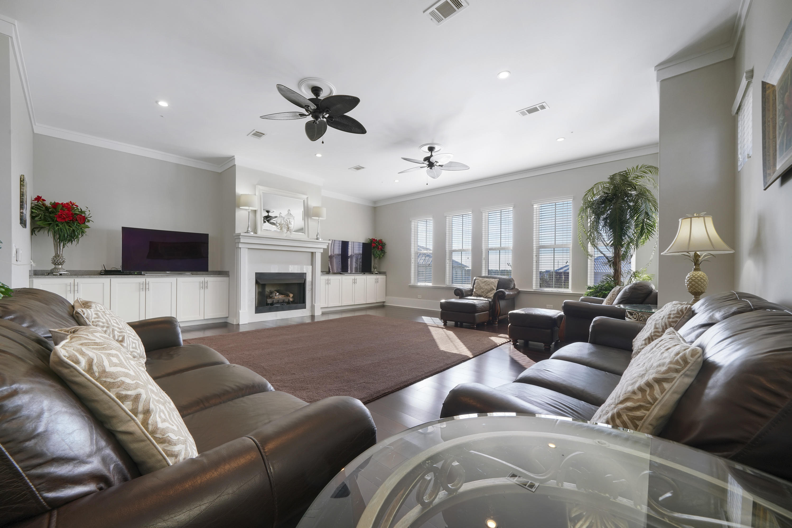 HIGHLAND PARKS - Residential