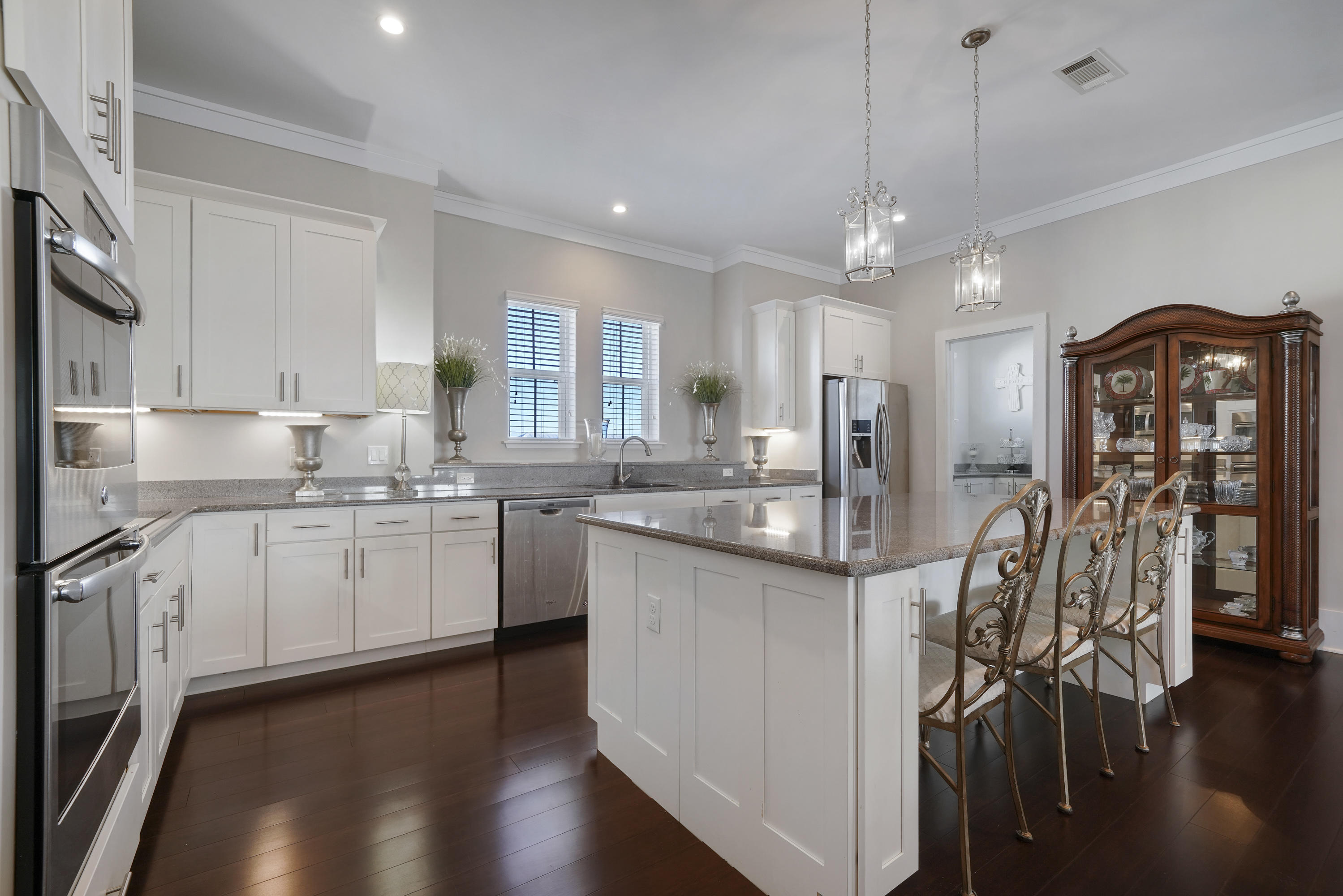 HIGHLAND PARKS - Residential