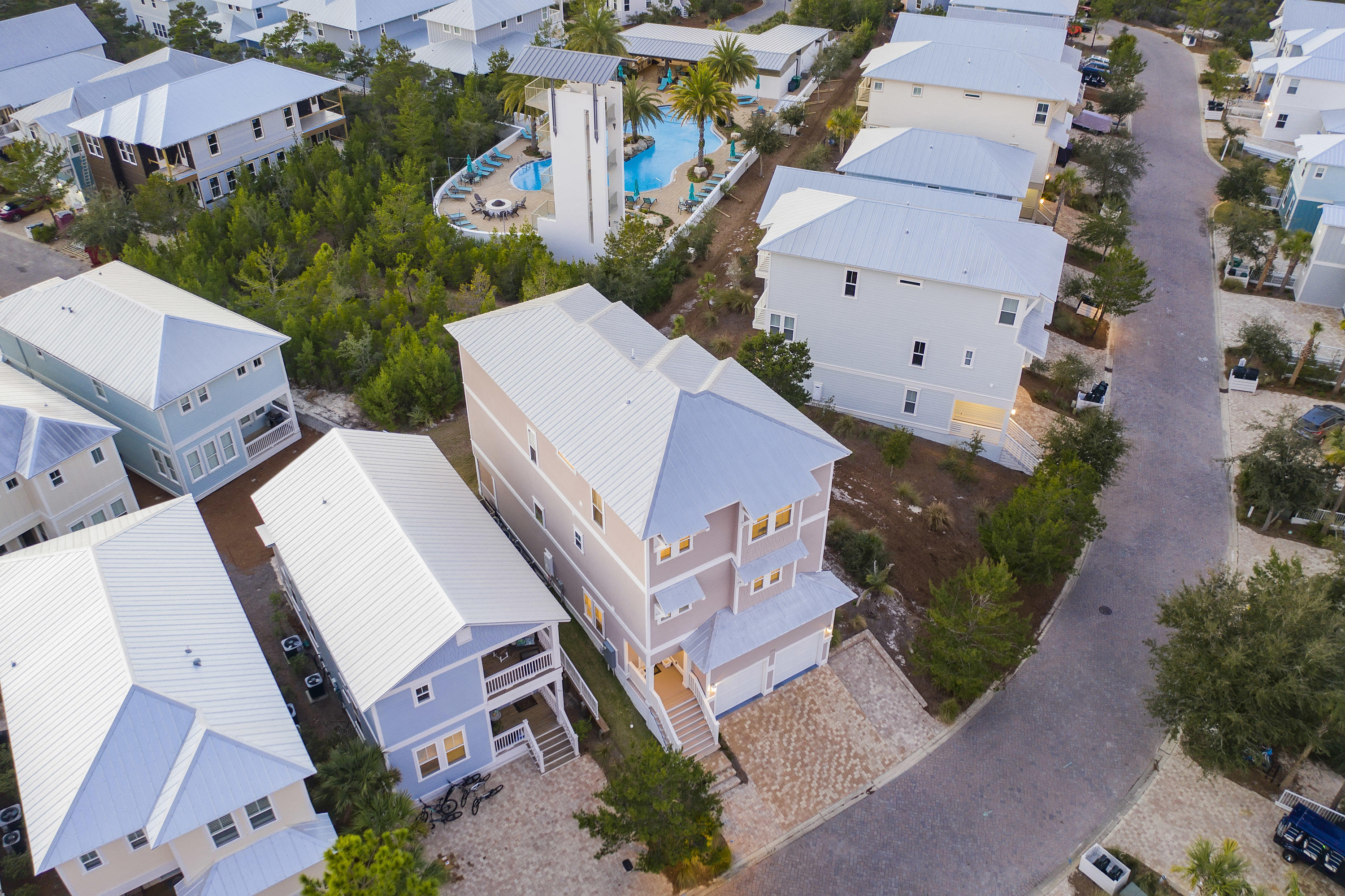 HIGHLAND PARKS - Residential