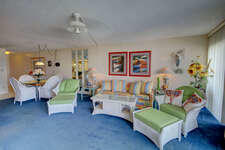 EL MATADOR CONDO - Residential