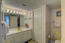 EL MATADOR CONDO - Residential