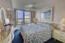 EL MATADOR CONDO - Residential