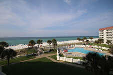 EL MATADOR CONDO - Residential