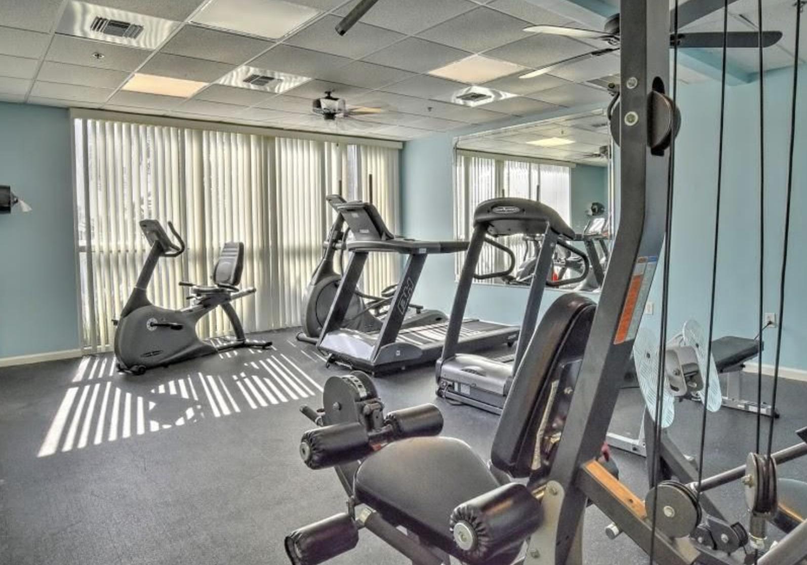 LEEWARD KEY - Residential