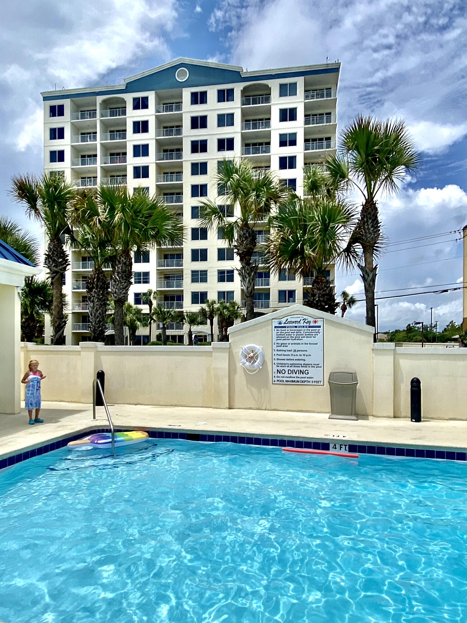 LEEWARD KEY - Residential