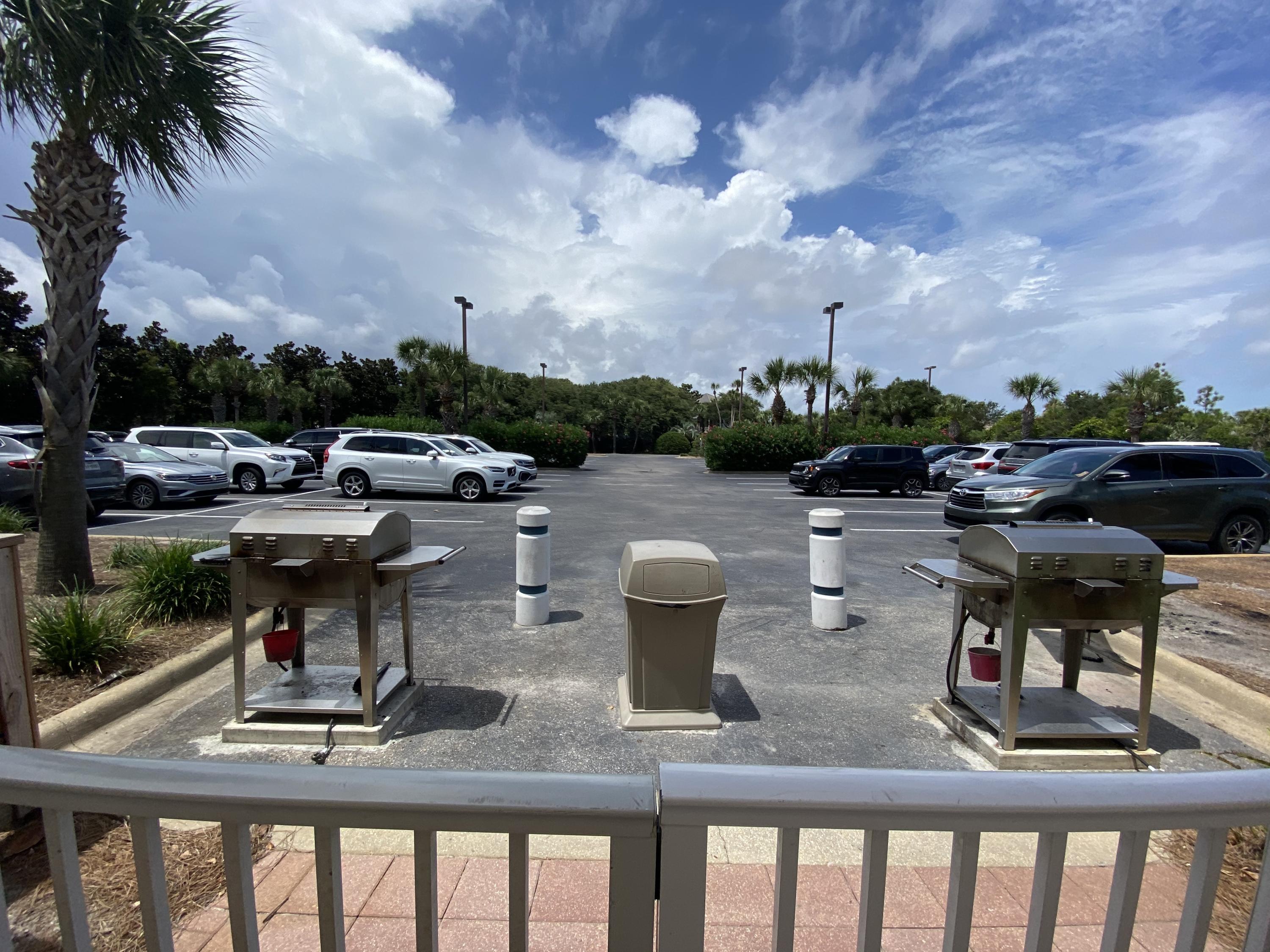 LEEWARD KEY - Residential