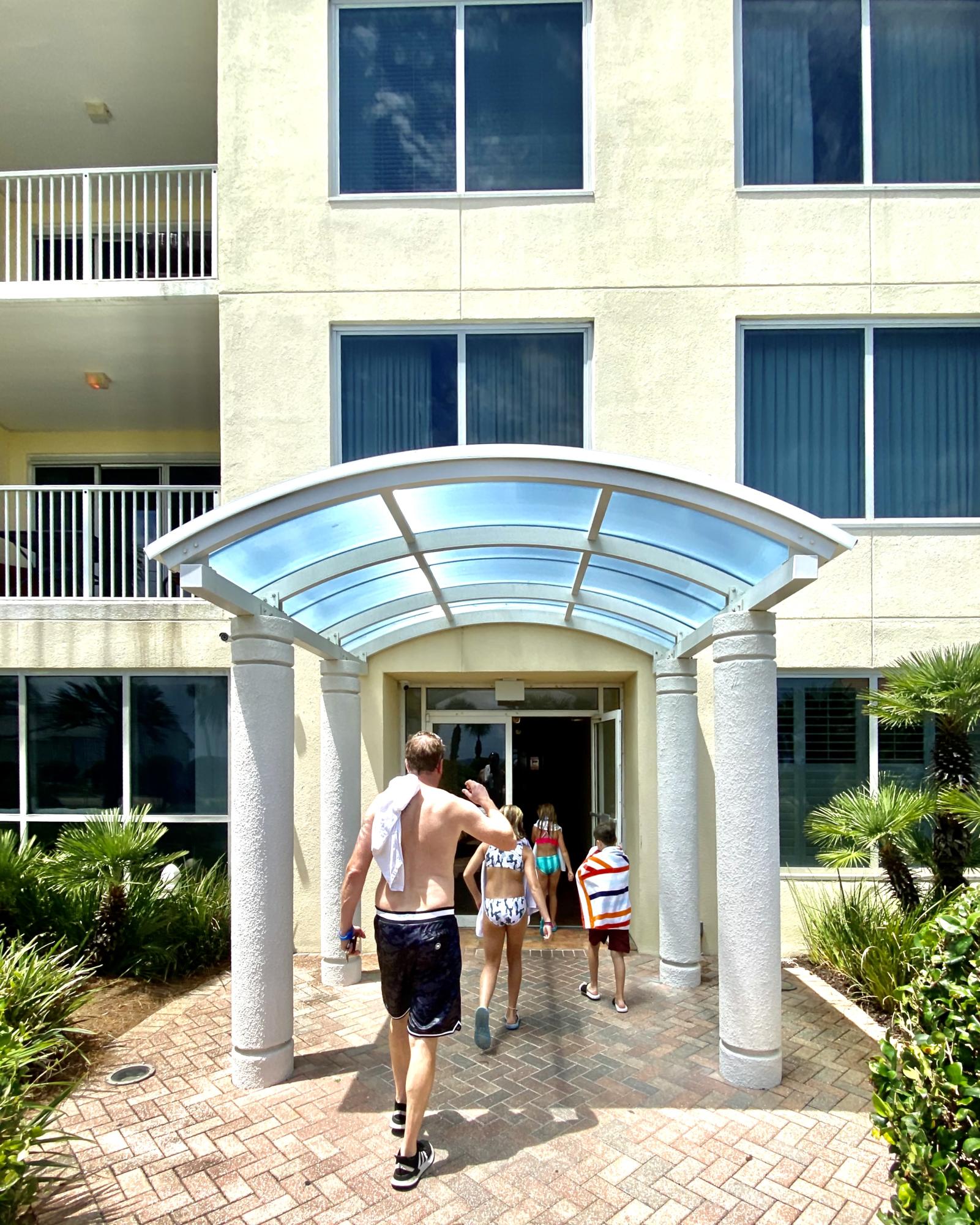 LEEWARD KEY - Residential