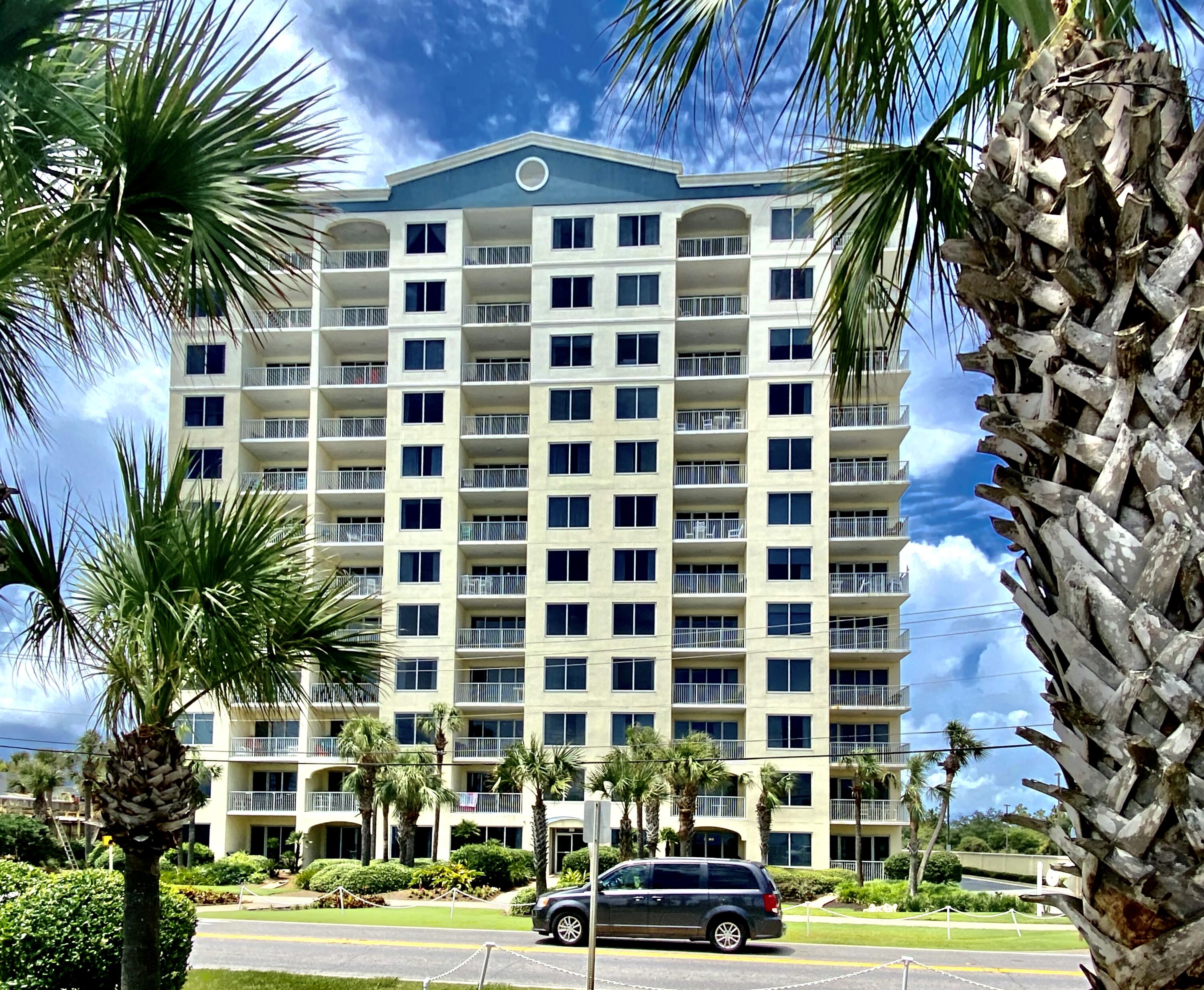 LEEWARD KEY - Residential