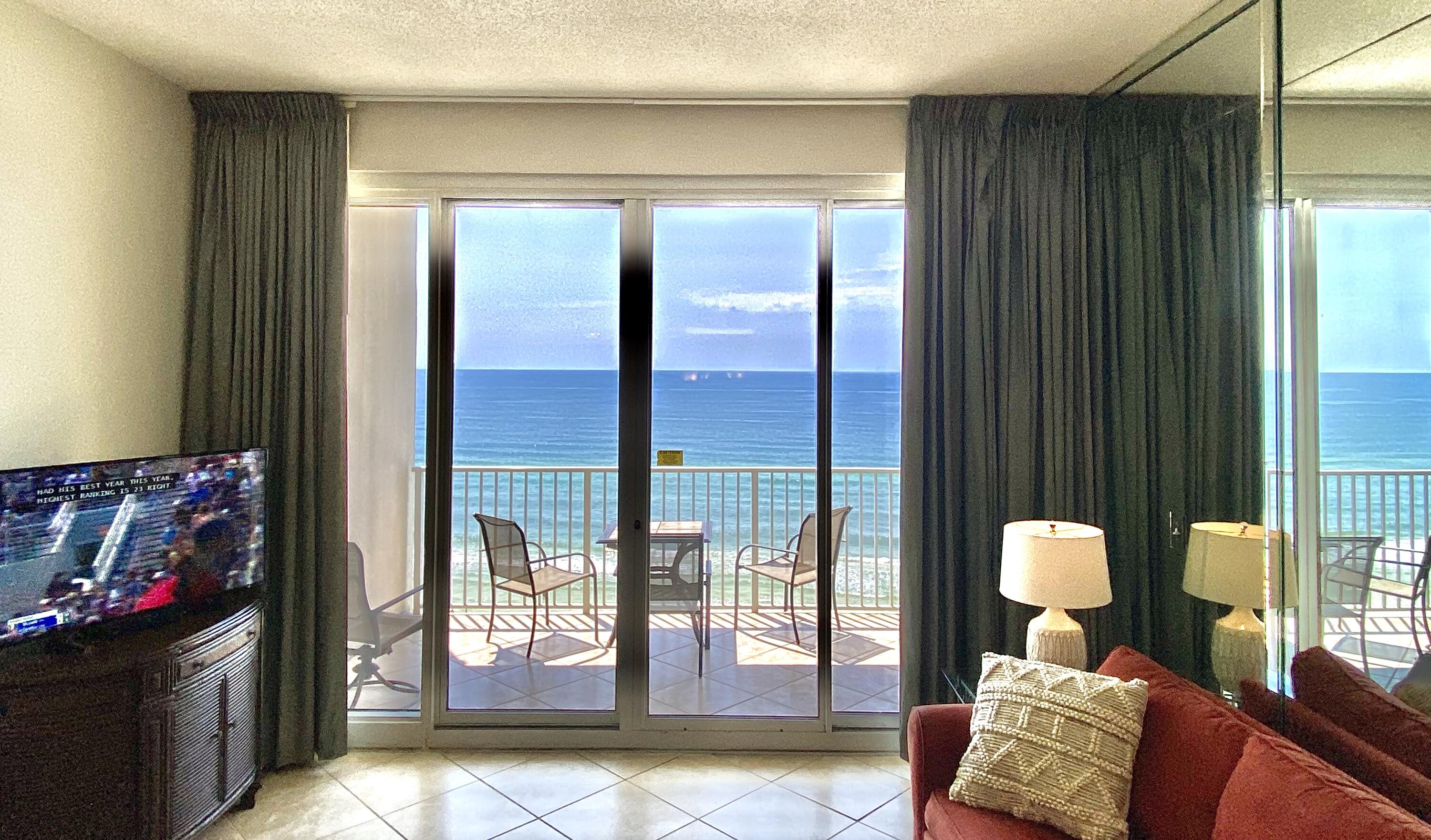 LEEWARD KEY - Residential