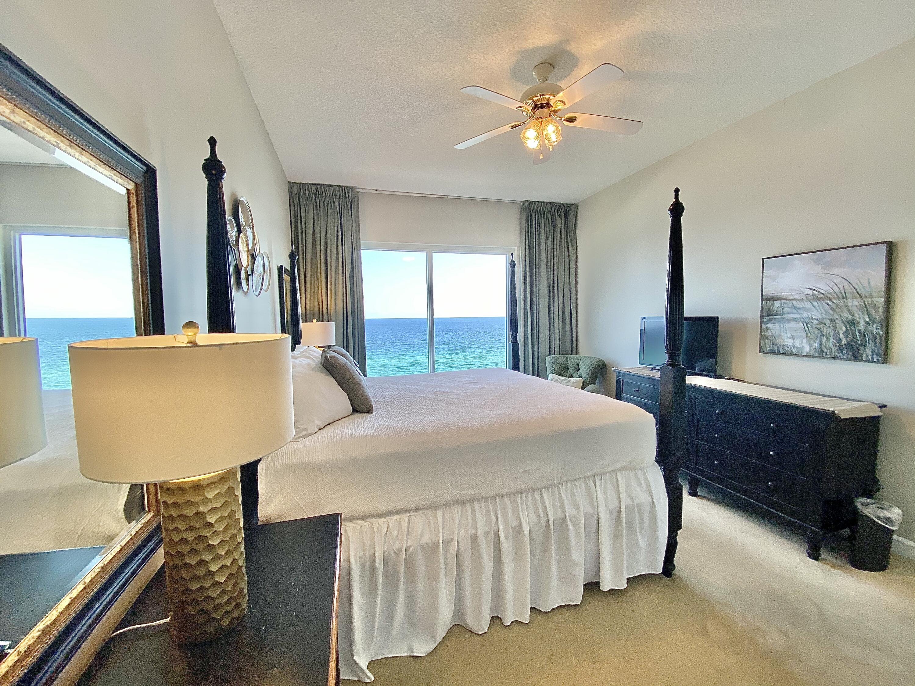 LEEWARD KEY - Residential