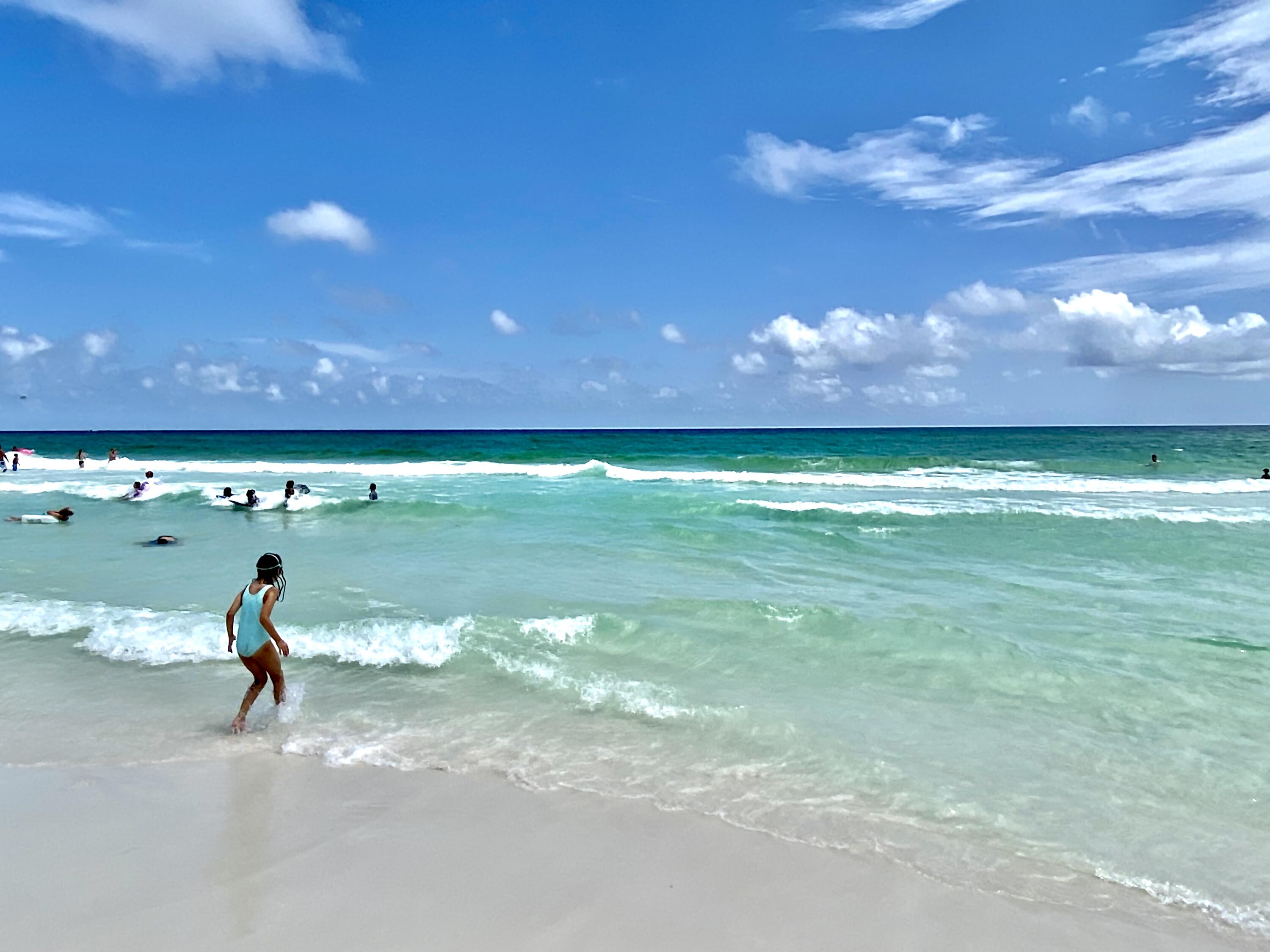 LEEWARD KEY - Residential