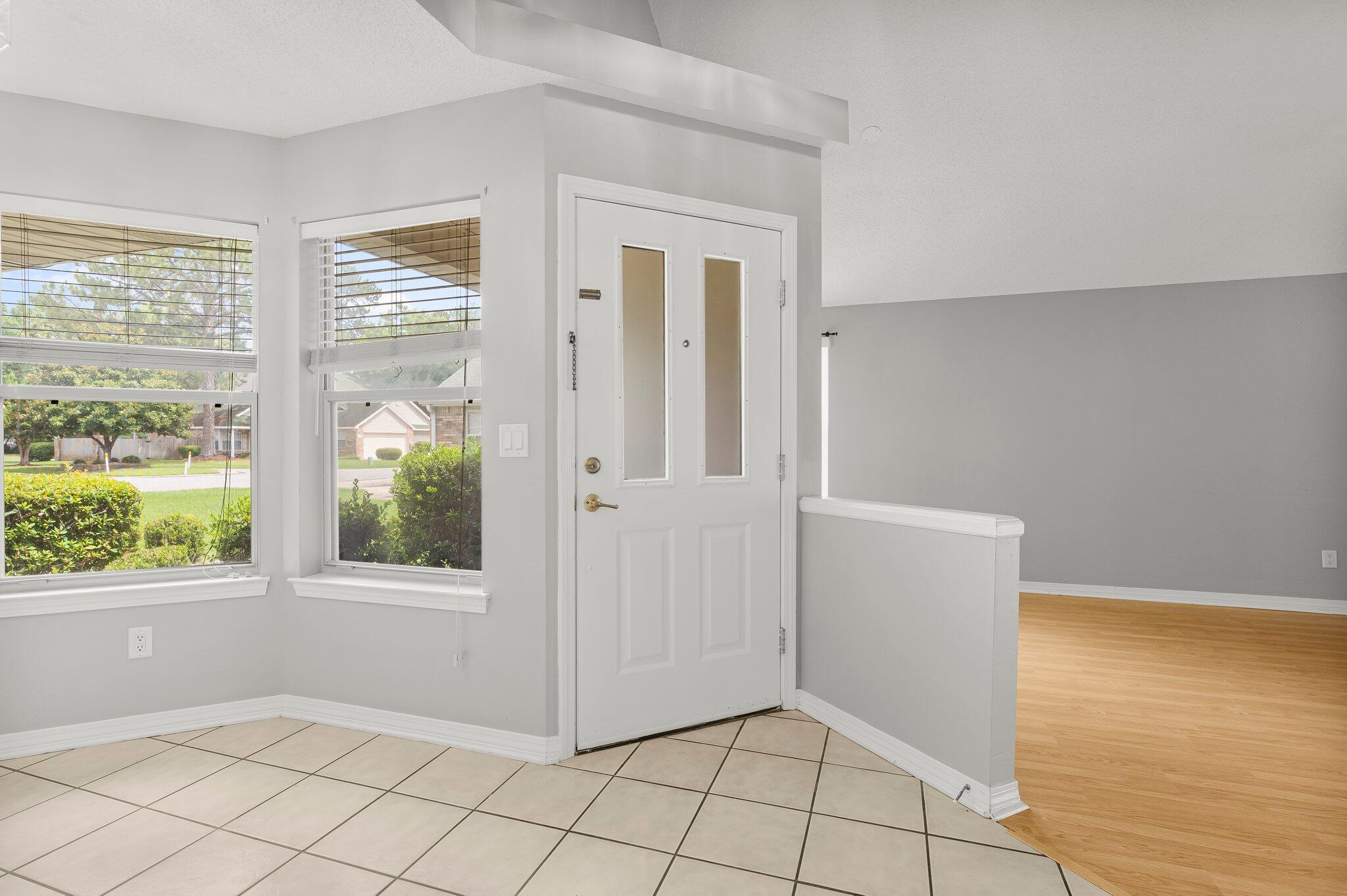 MAGNOLIA SQUARE - Residential