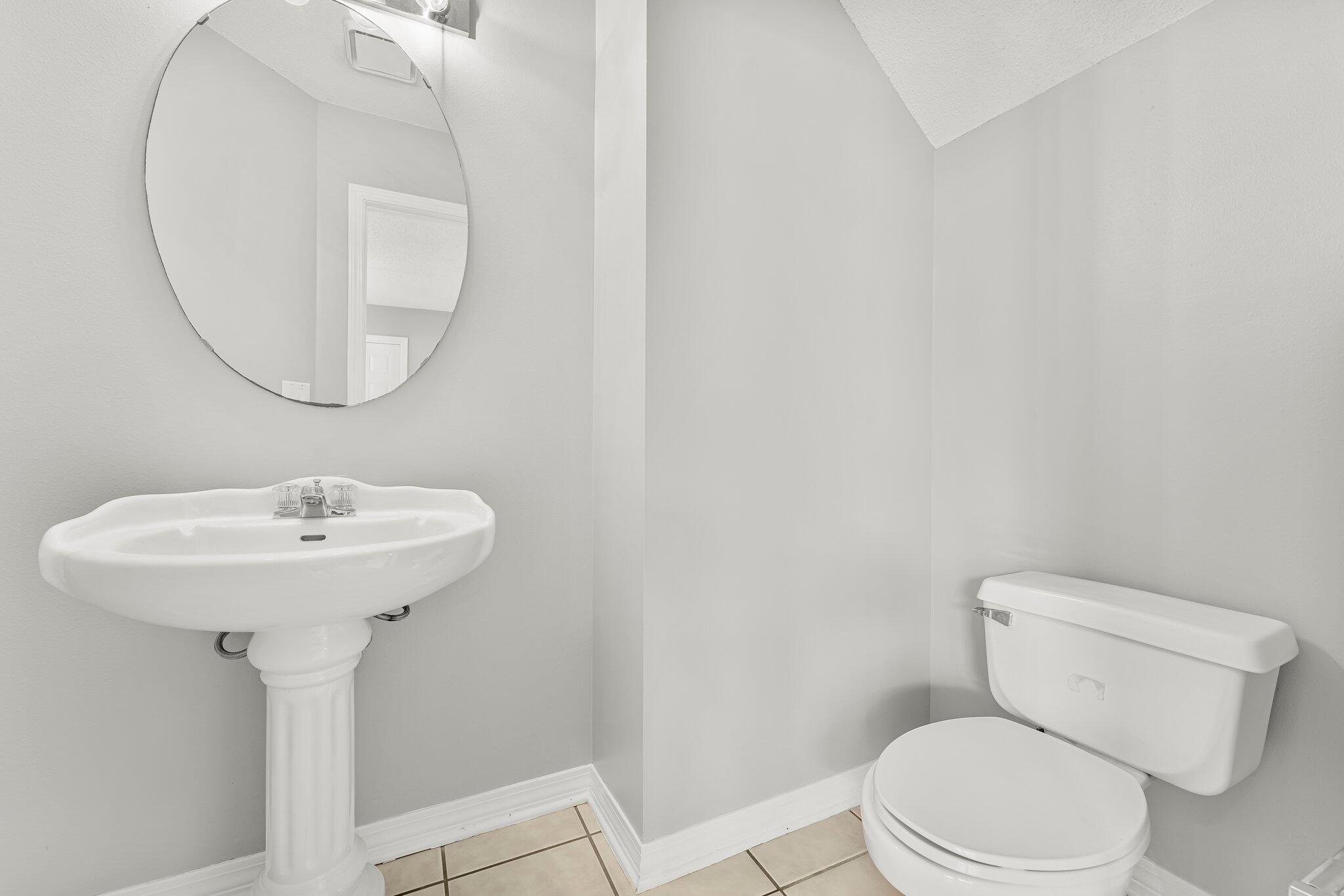 MAGNOLIA SQUARE - Residential