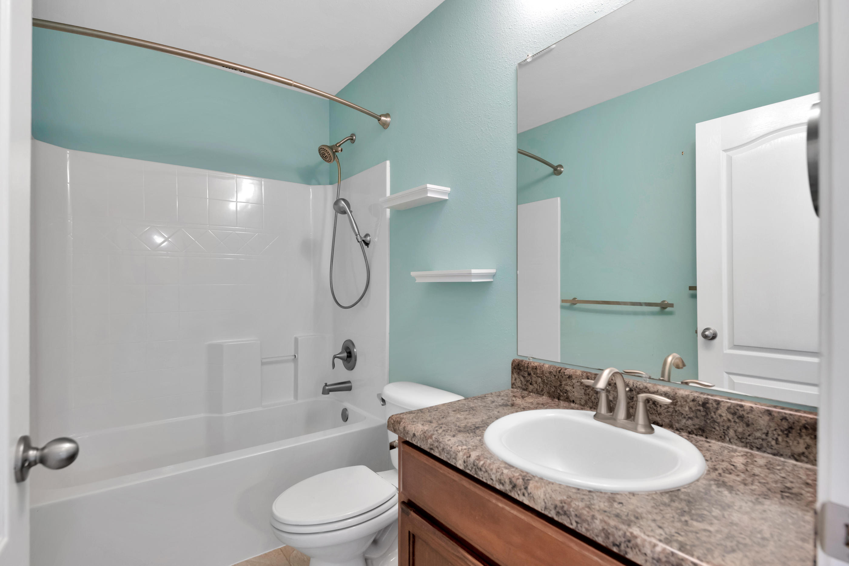 BAY PINES - Residential