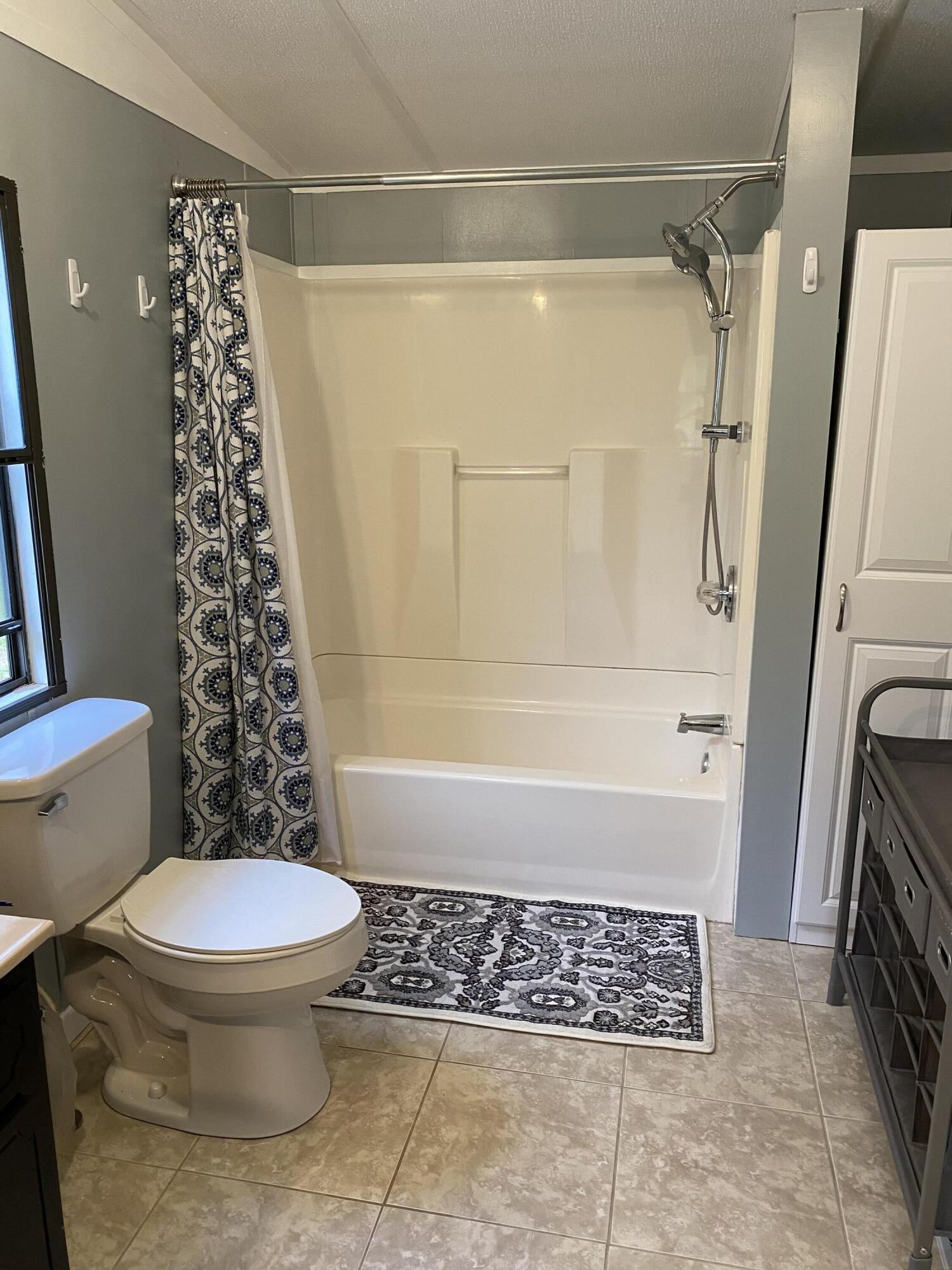 PIPERS LANDING - Residential