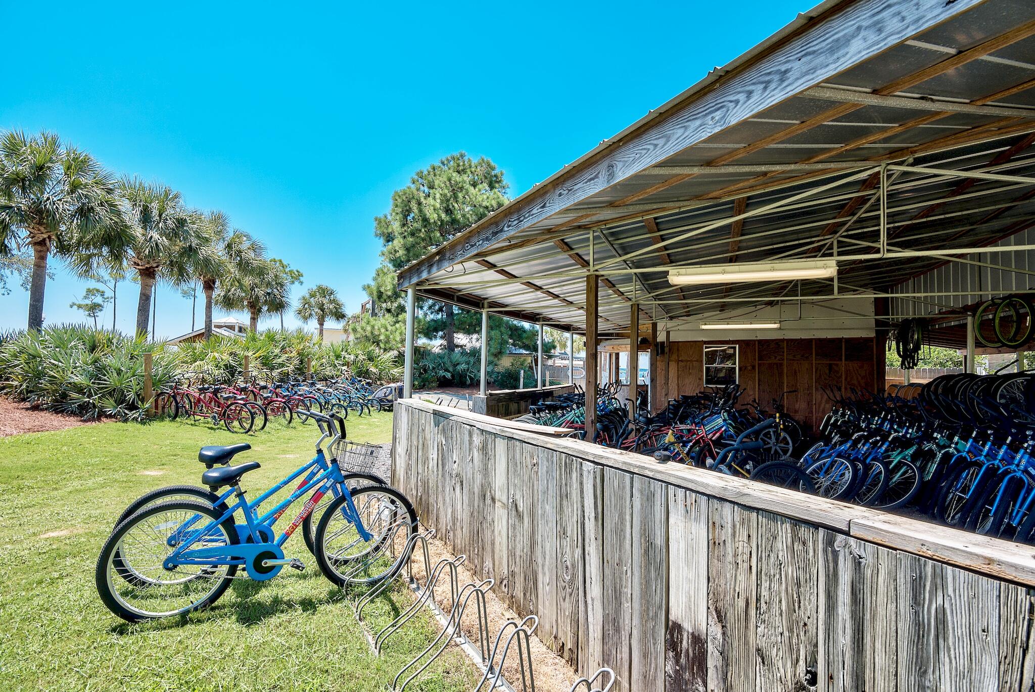 BUNGALOS AT SANDESTIN - Residential