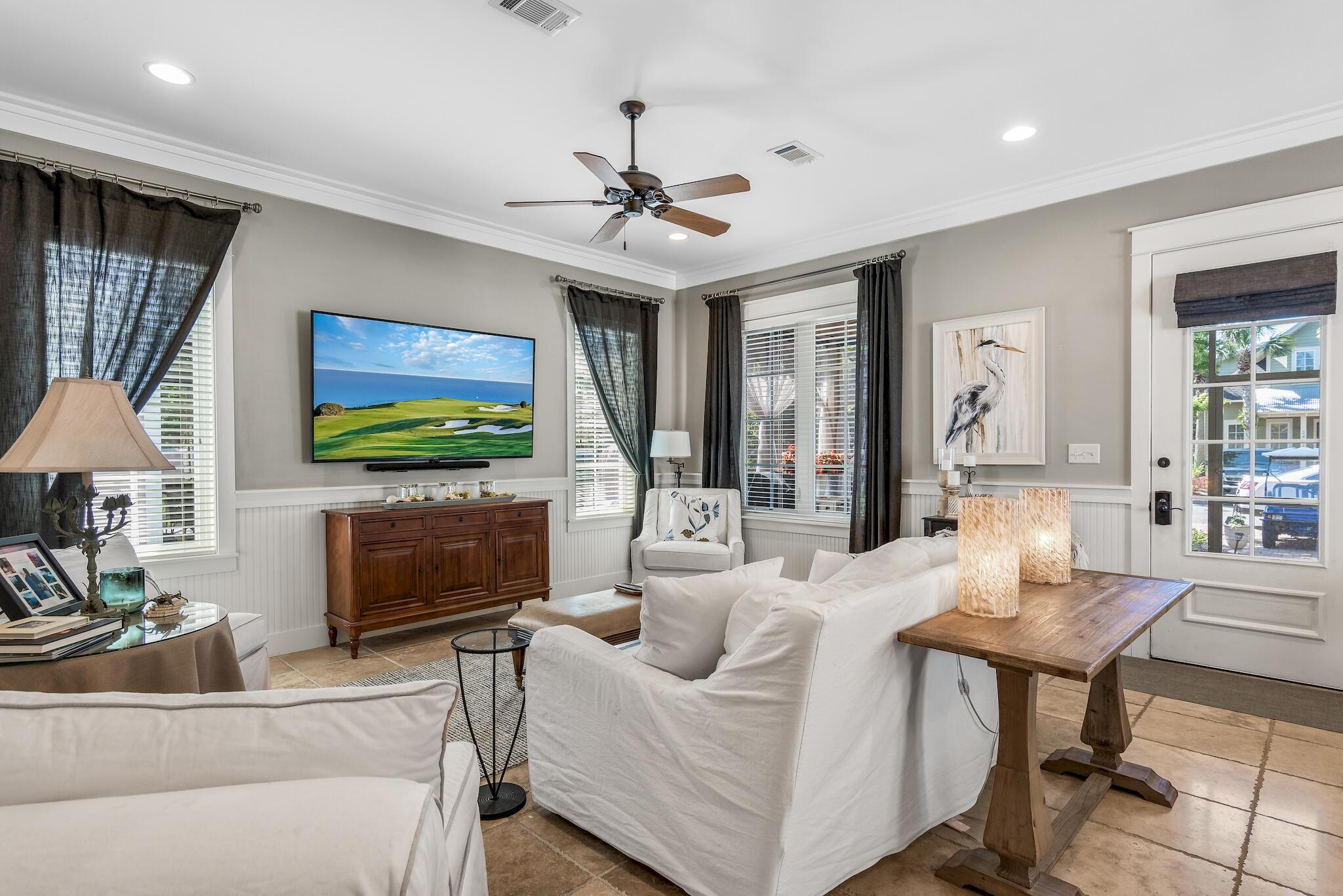 BUNGALOS AT SANDESTIN - Residential