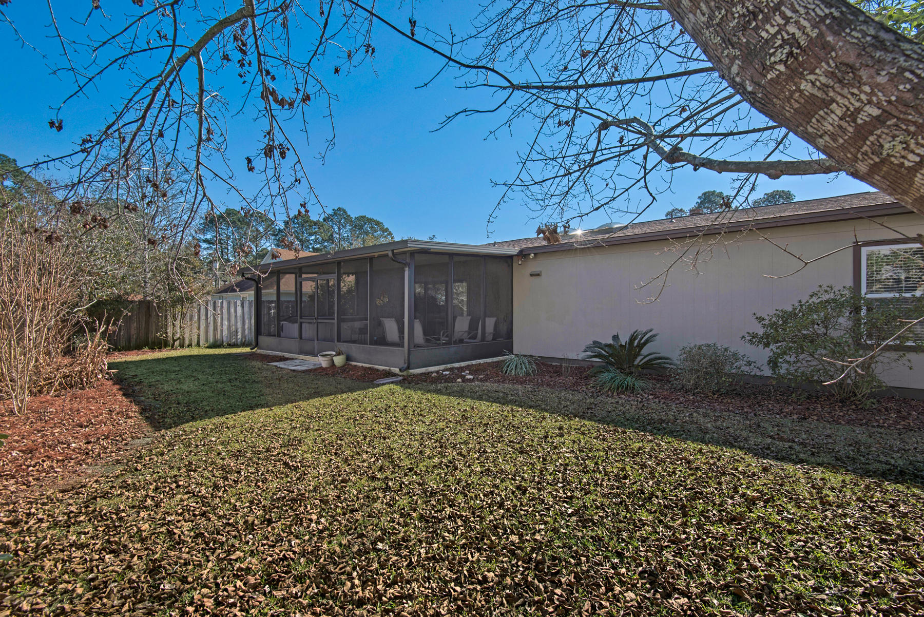 PINE MEADOWS - Residential