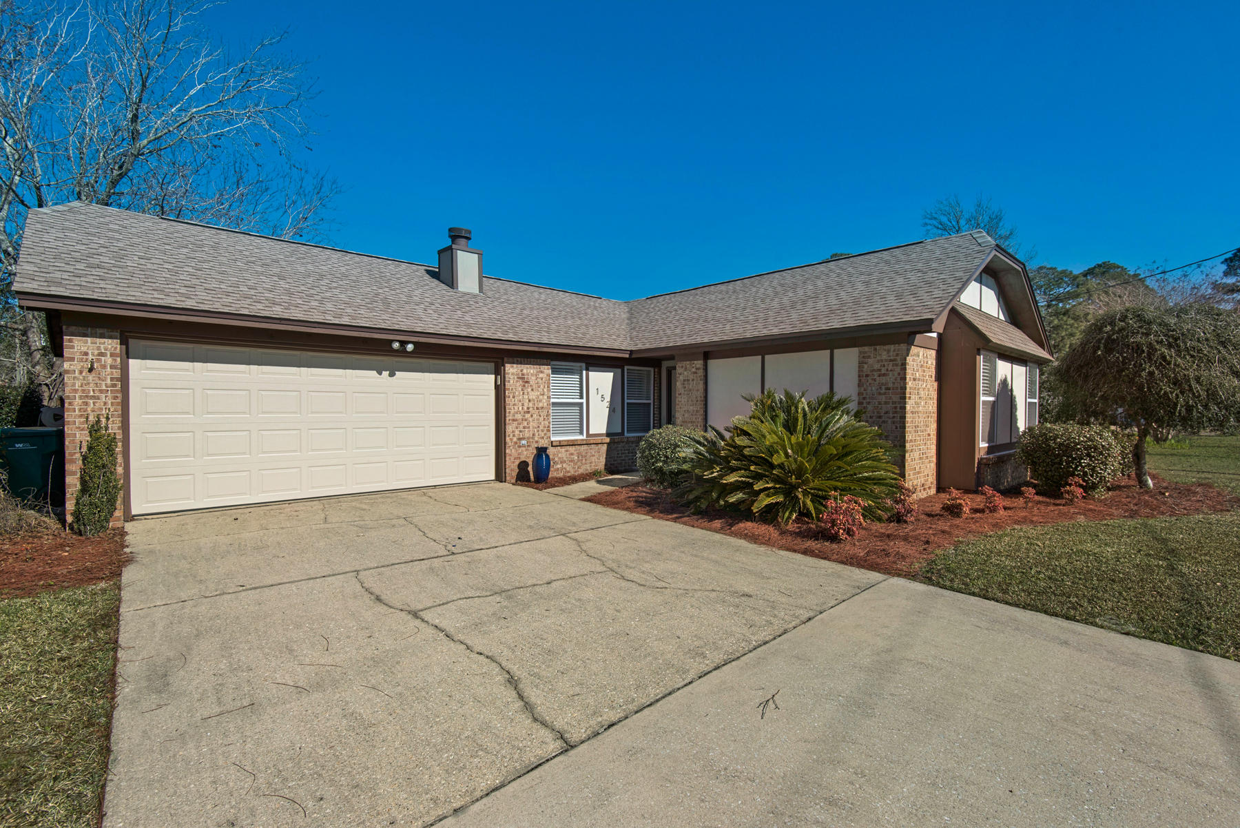 PINE MEADOWS - Residential