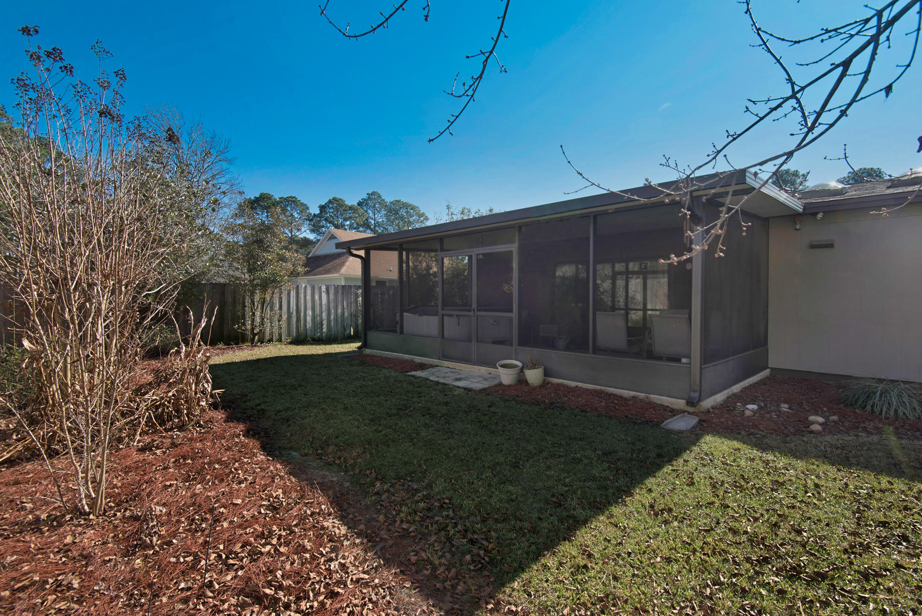 PINE MEADOWS - Residential