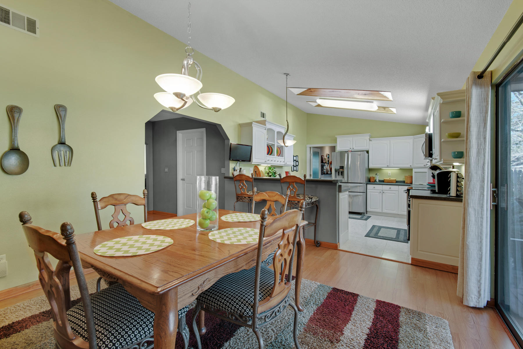 PINE MEADOWS - Residential