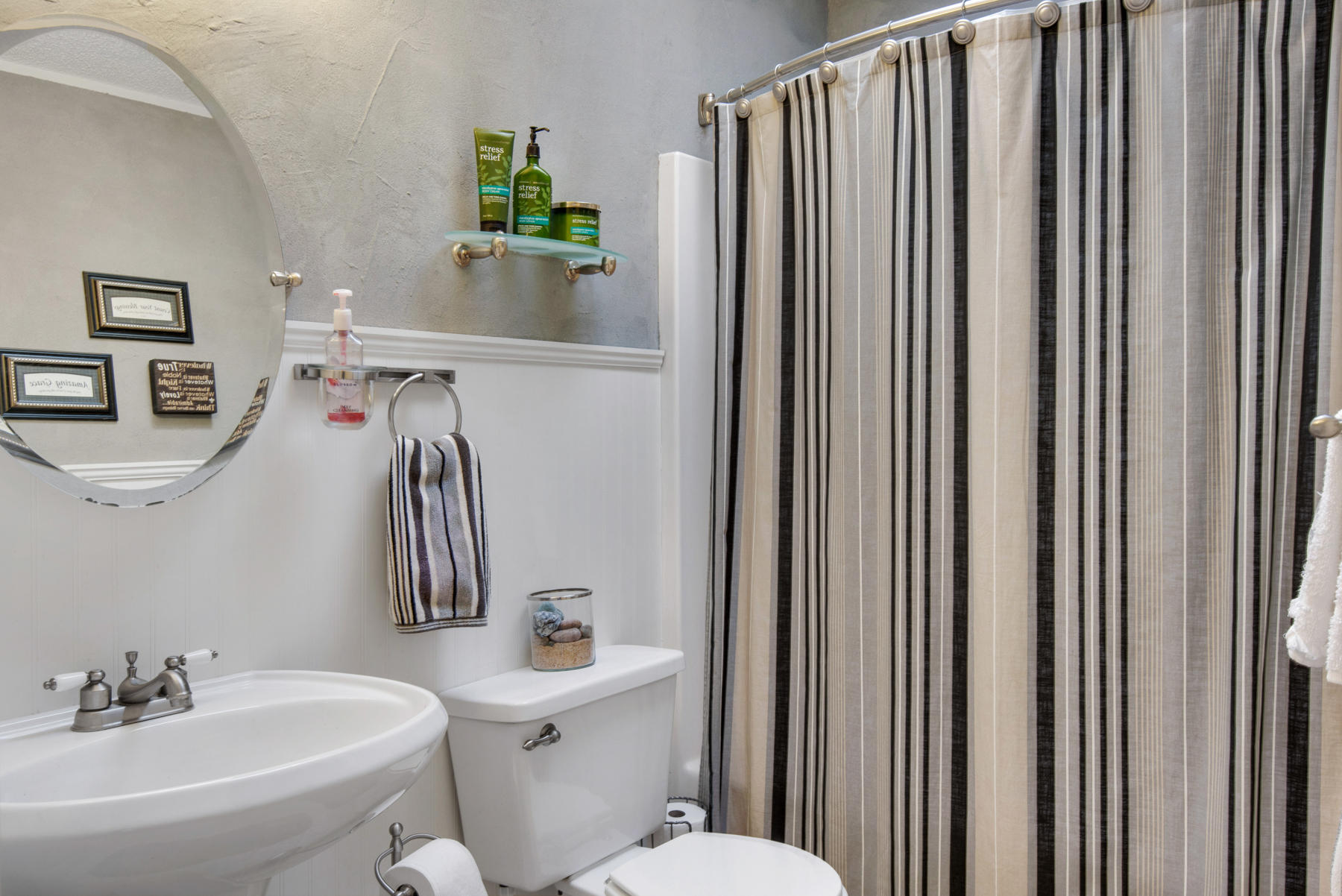 PINE MEADOWS - Residential